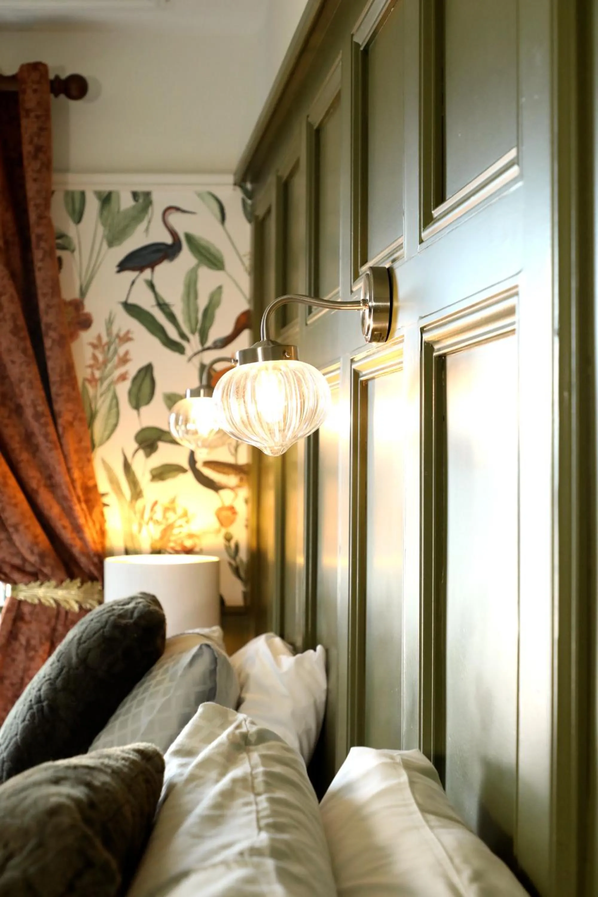 Bed in The Dundrum Inn B&B