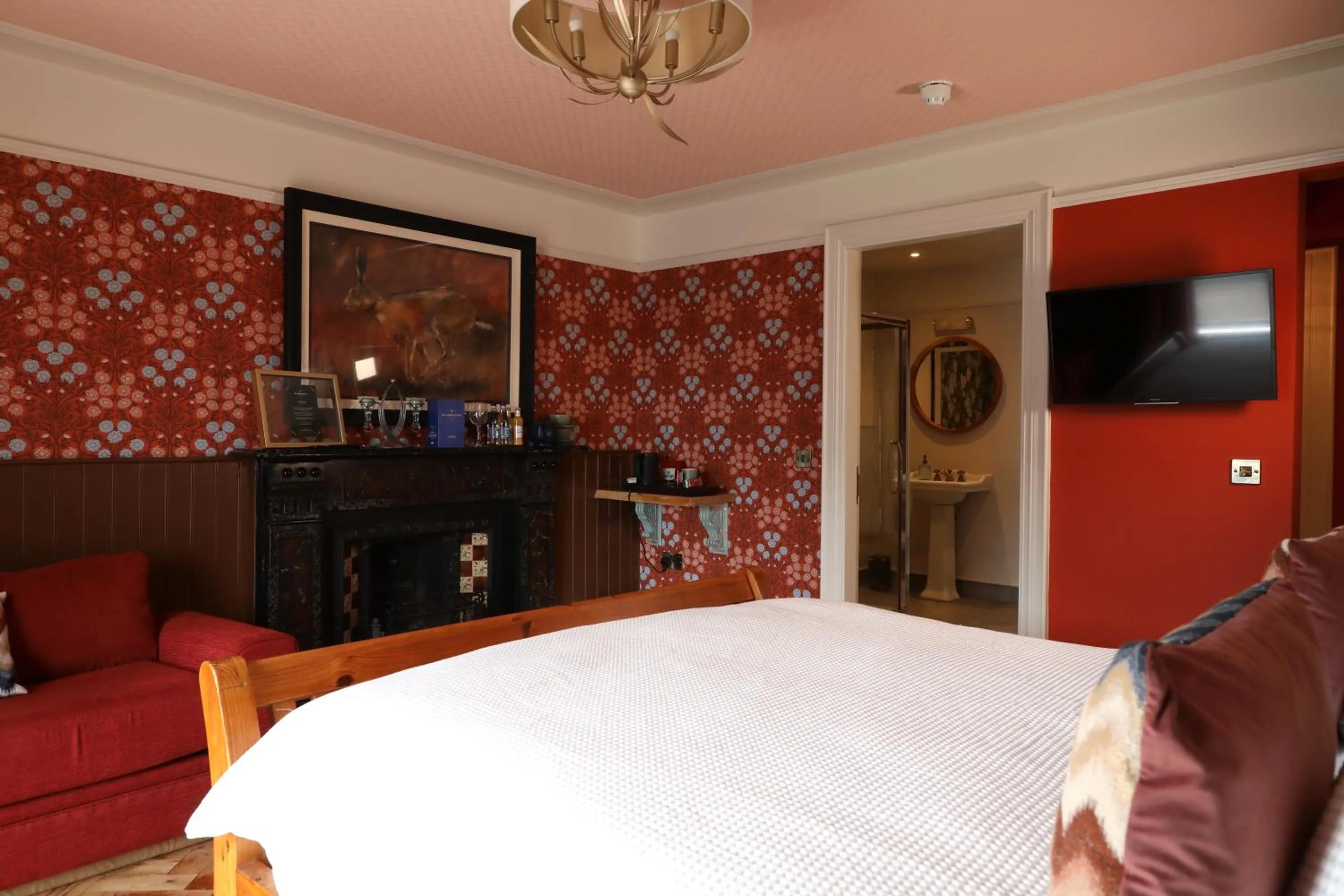 Bed in The Dundrum Inn B&B