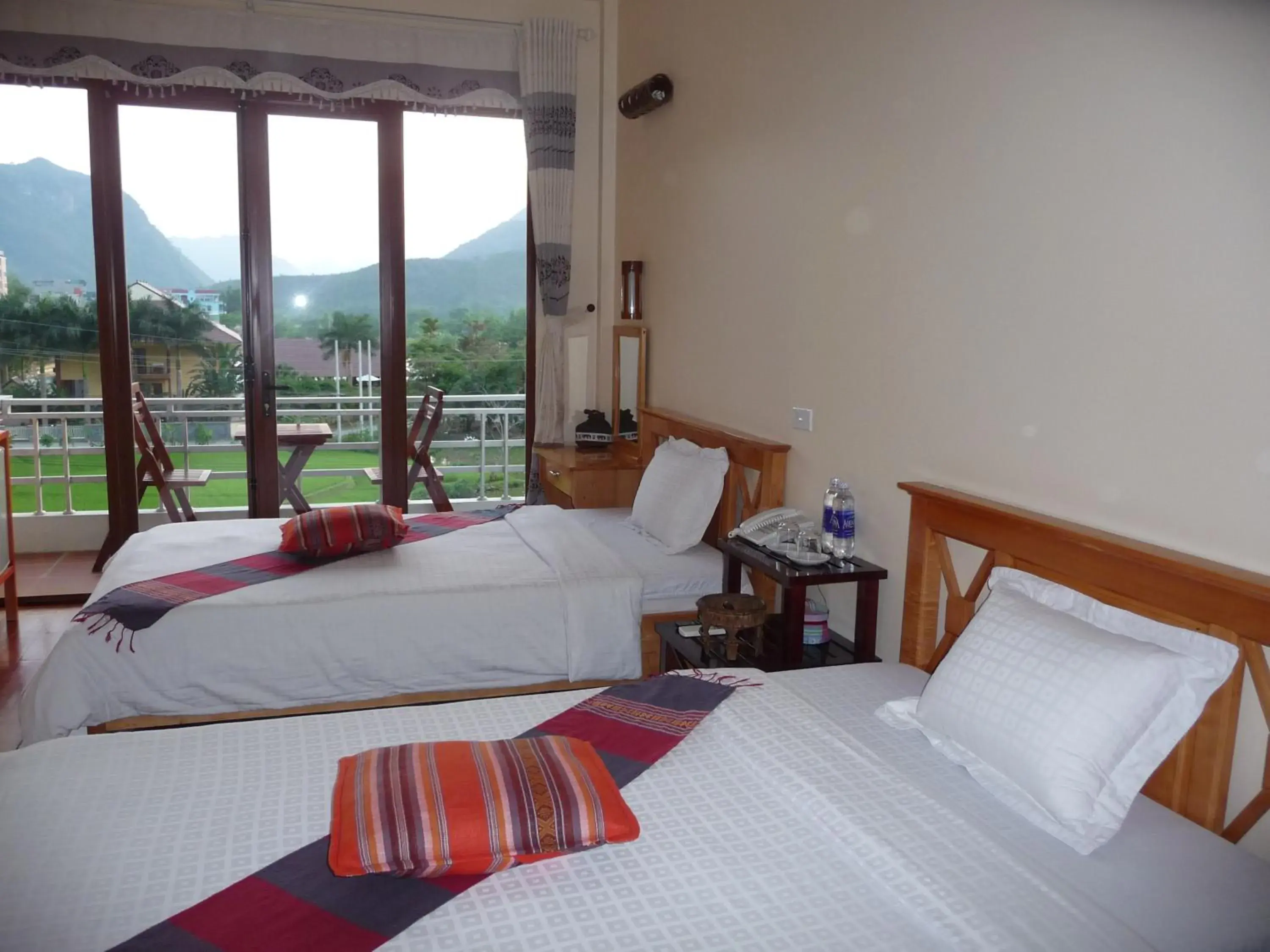 Day, Bed in Mai Chau Valley View Hotel Day, Bed in Mai Chau Valley View Hotel