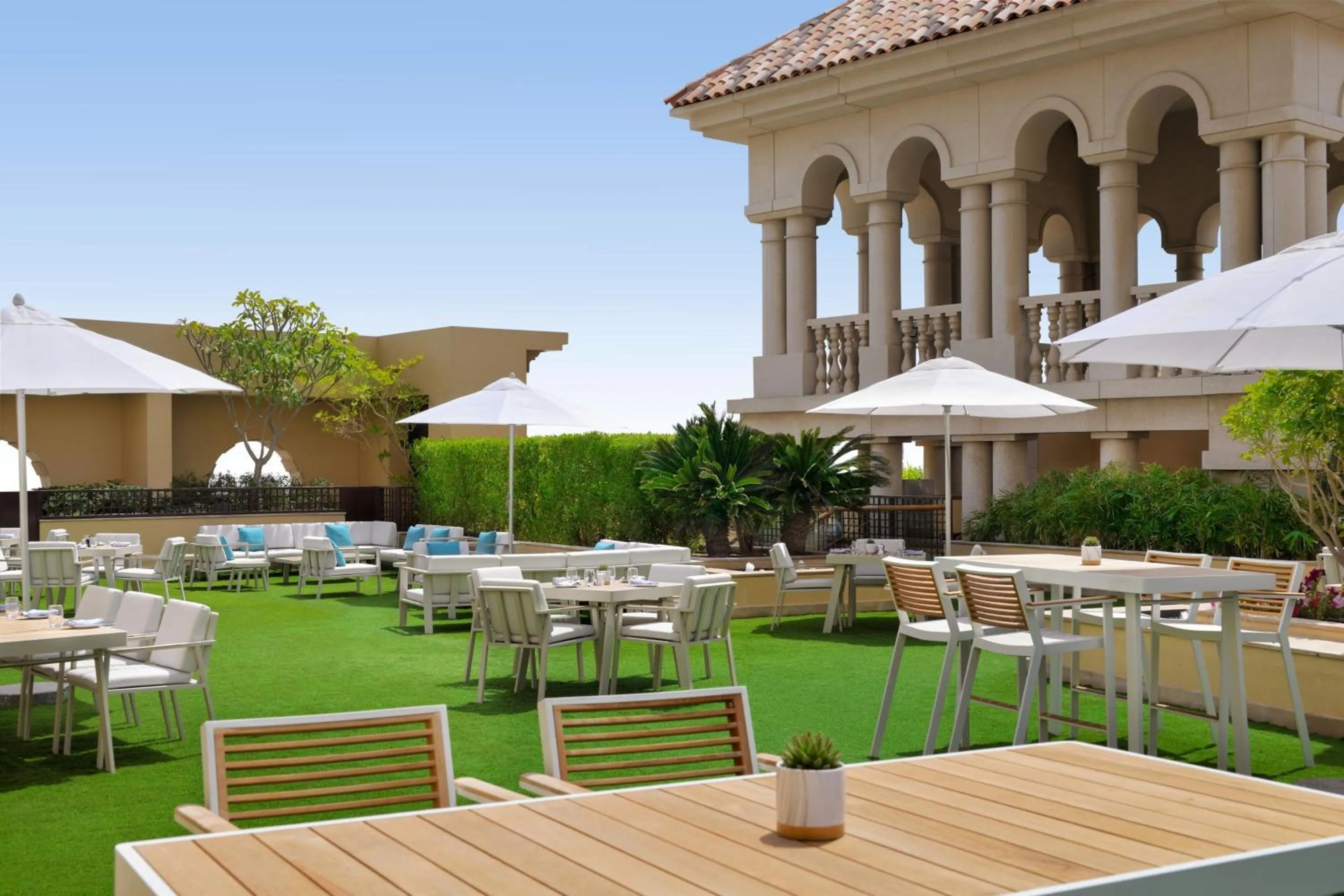 Swimming pool in Marriott Hotel Al Jaddaf, Dubai