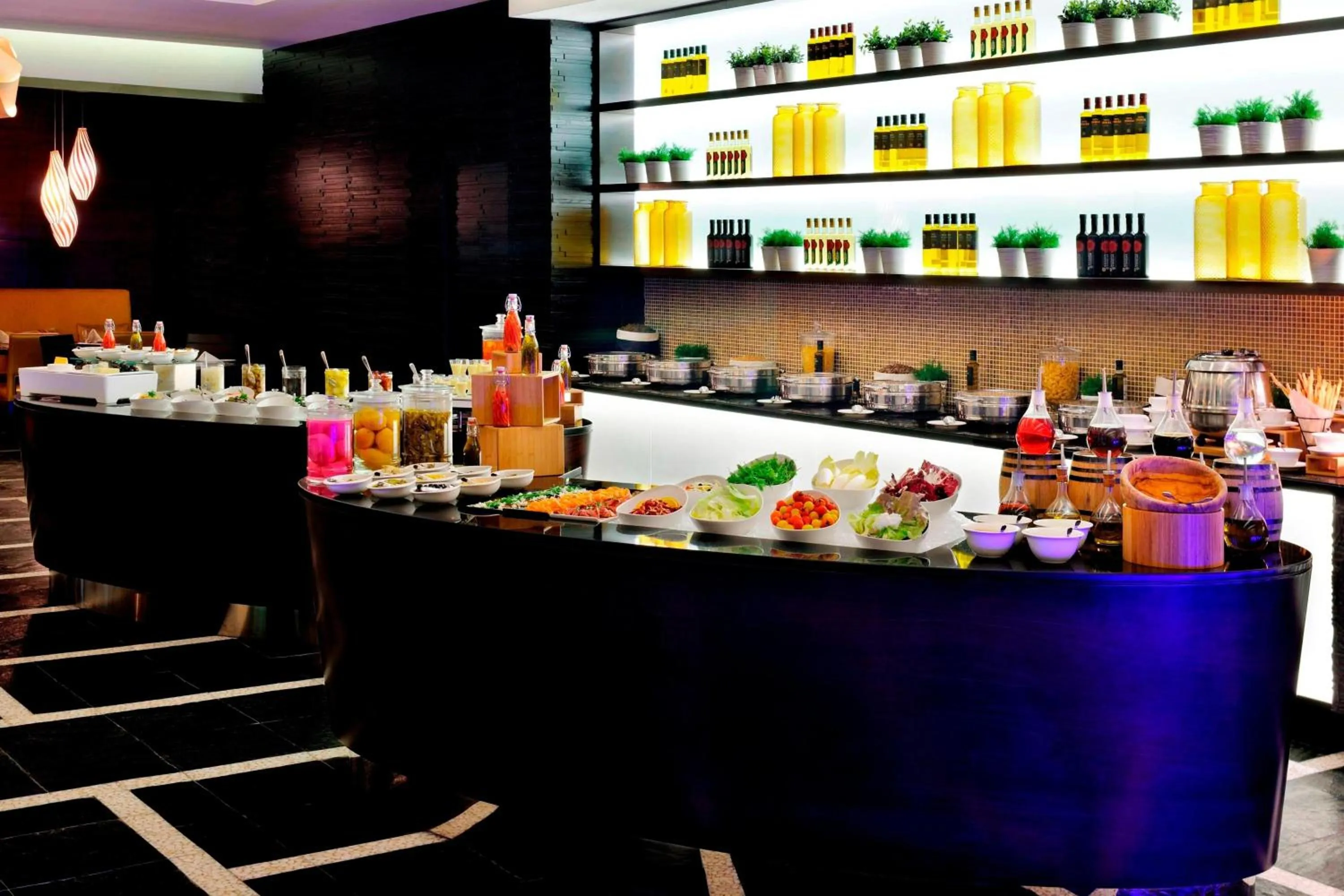 Lounge or bar in Marriott Hotel Al Jaddaf, Dubai