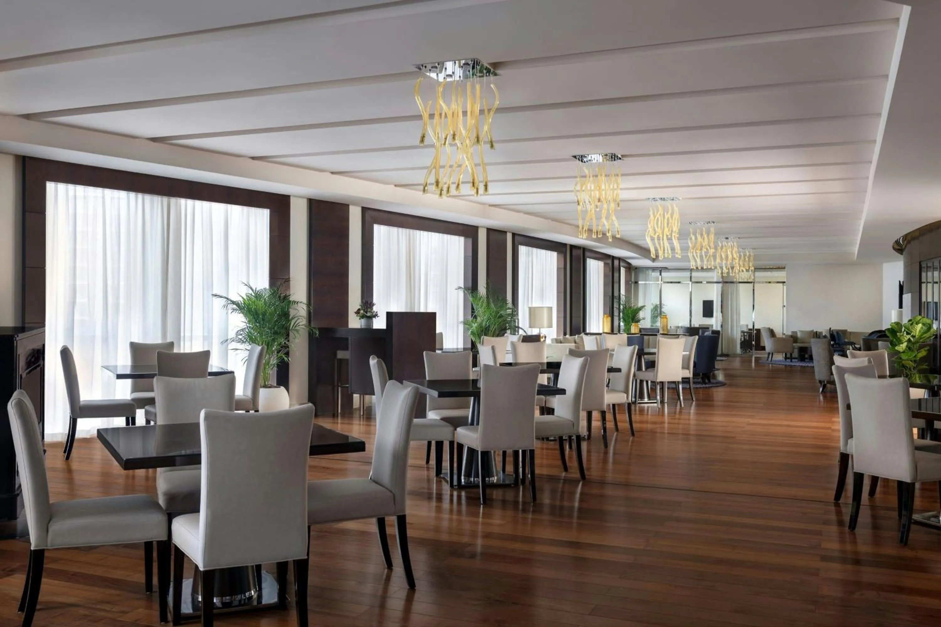 Lounge or bar in Marriott Hotel Al Jaddaf, Dubai