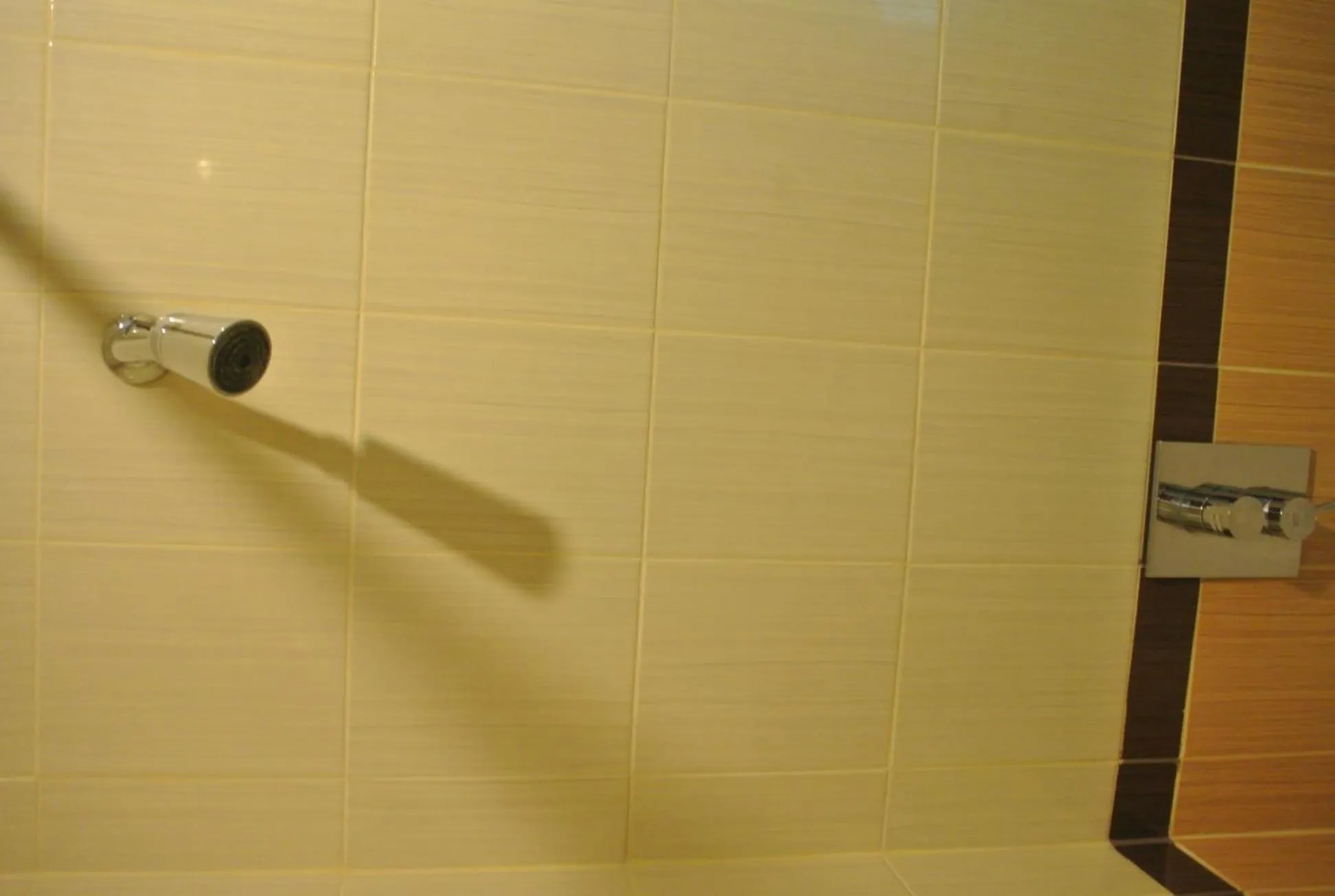 Bathroom in Chaikana Thani Hotel