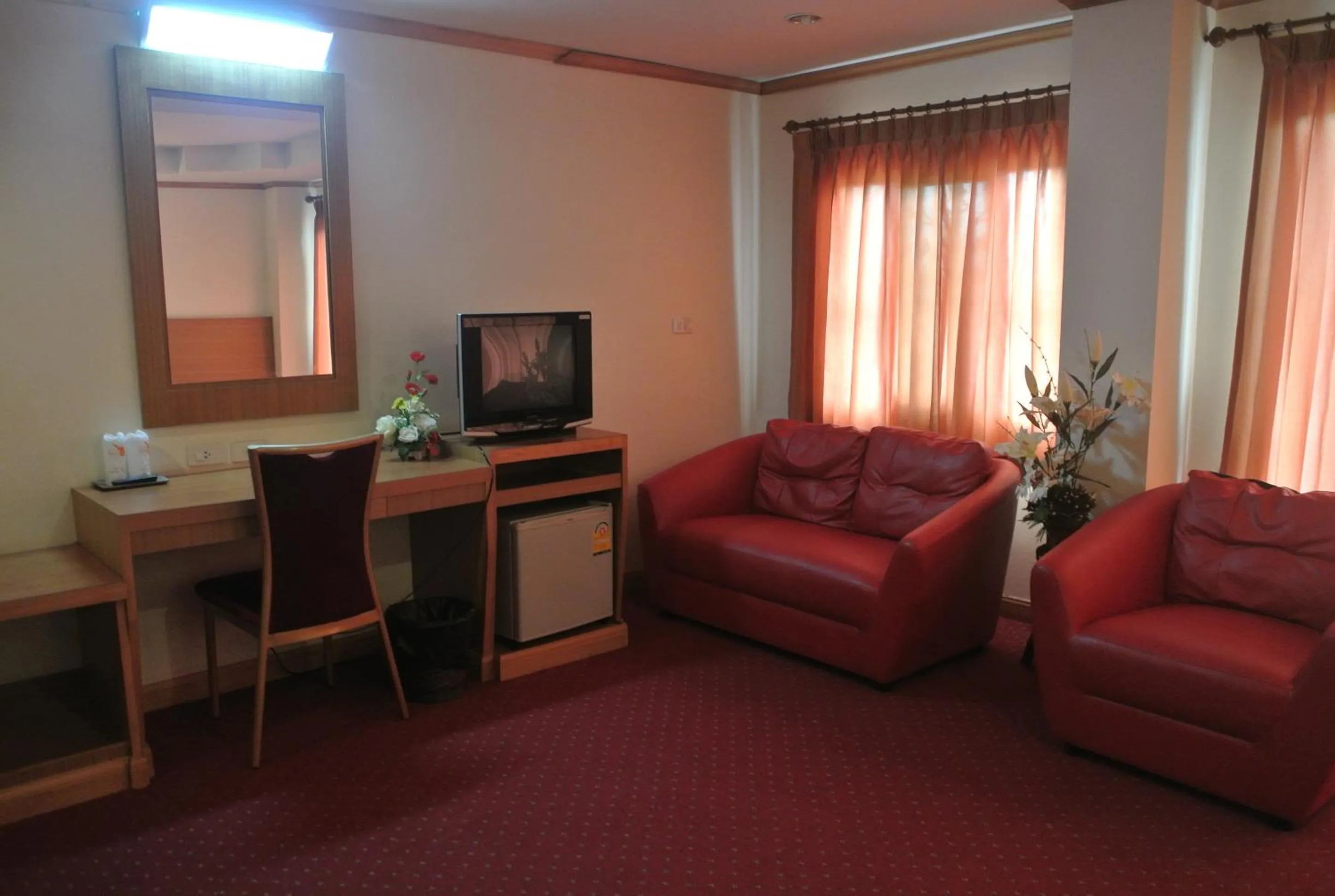 Photo of the whole room in Chaikana Thani Hotel