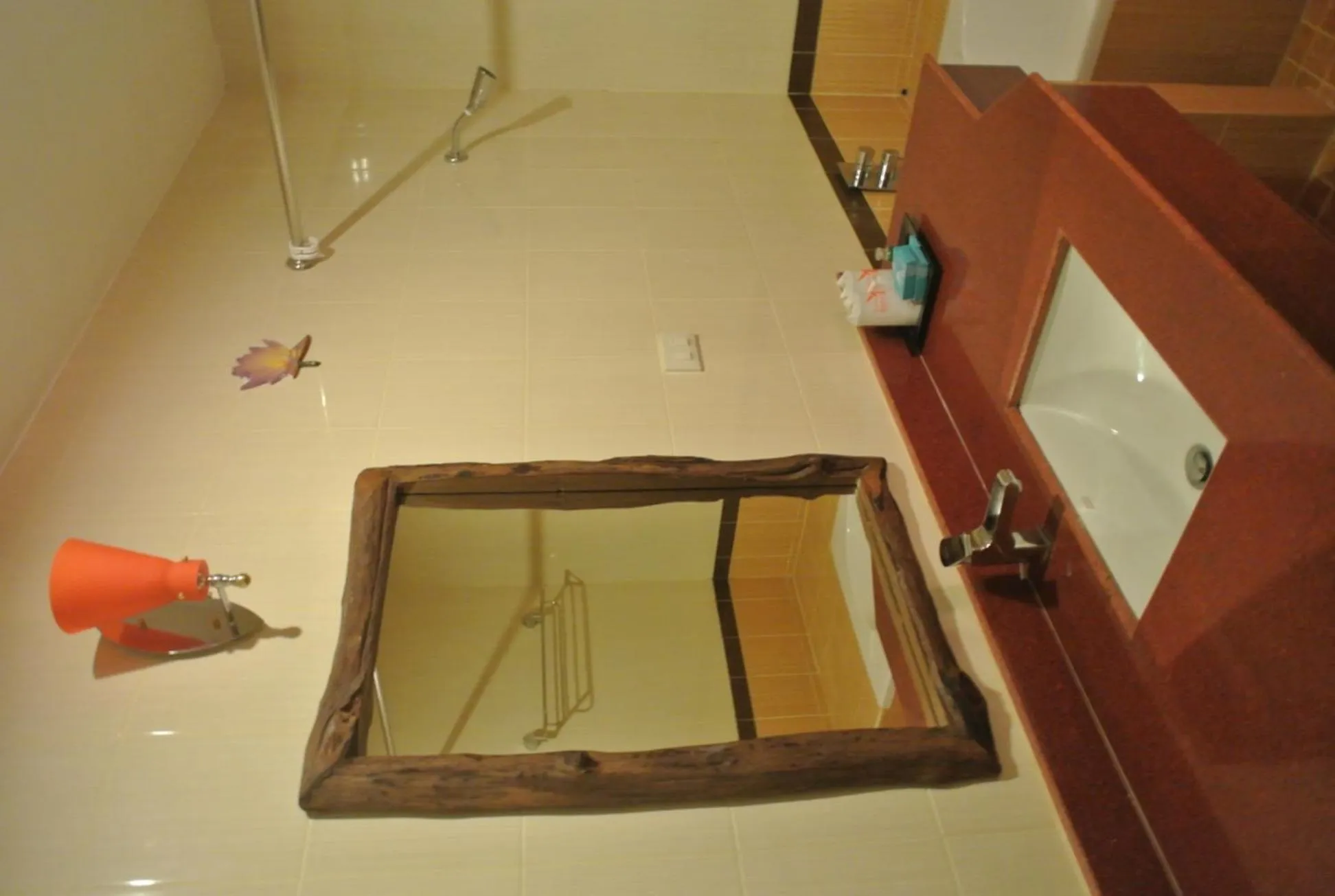 Bathroom in Chaikana Thani Hotel