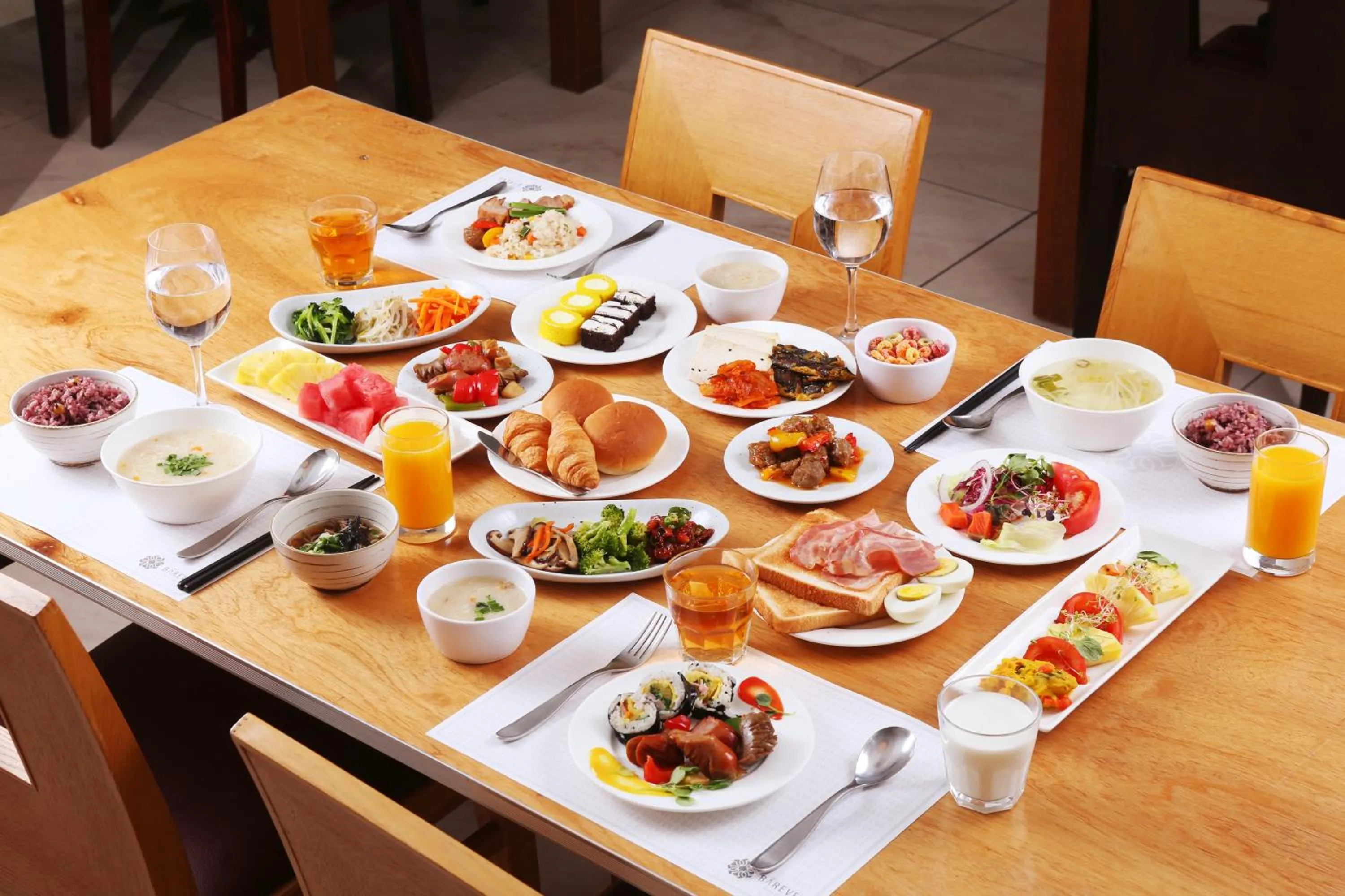 Buffet breakfast in Bareve Hotel