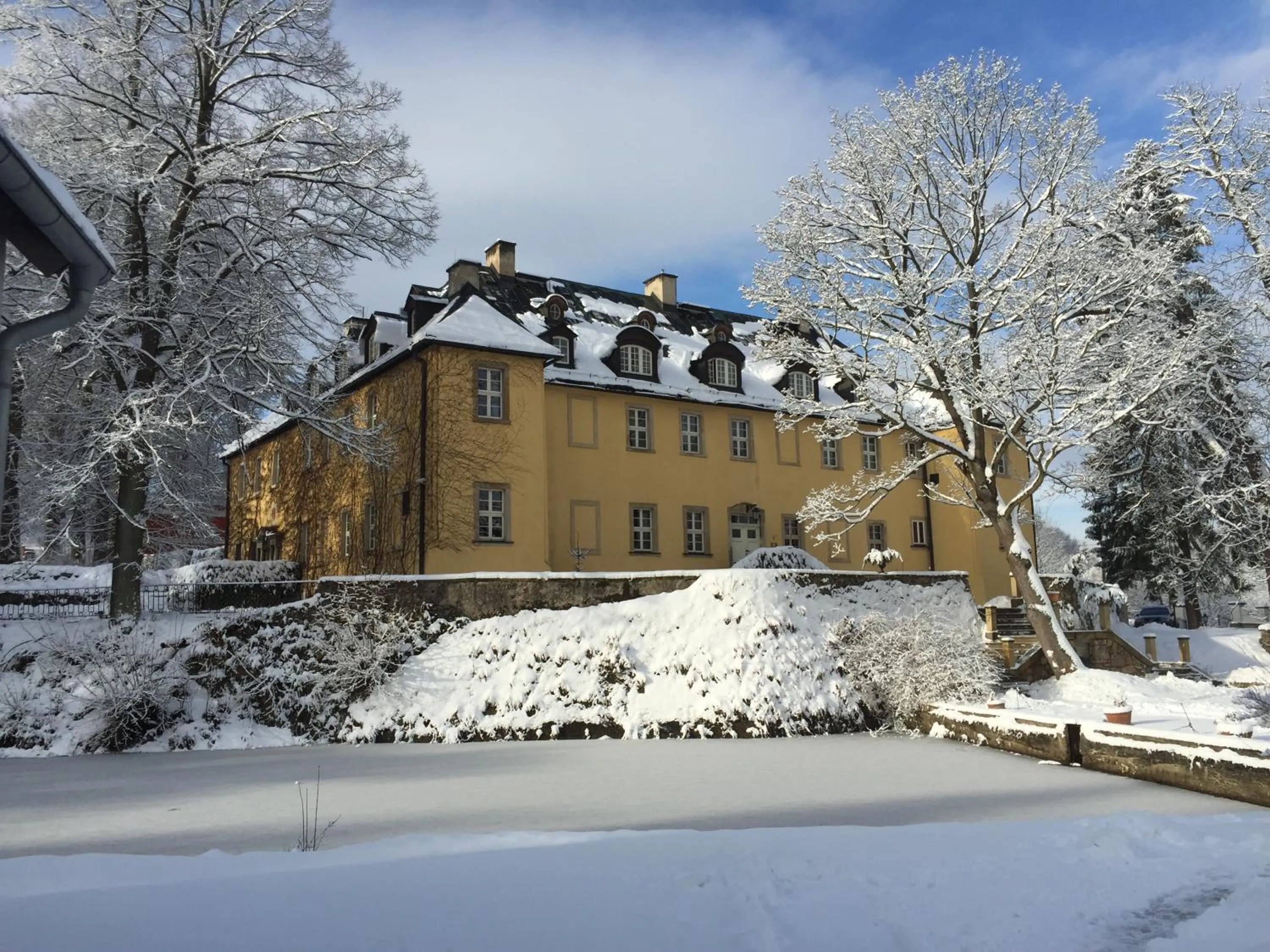 Property building in Hotel Palac Staniszow