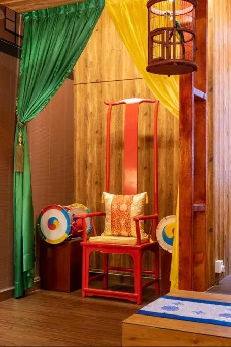 Fahrenheit88-Korea Theme Bukit Bintang Kuala Lumpur 2R2B 6Pax