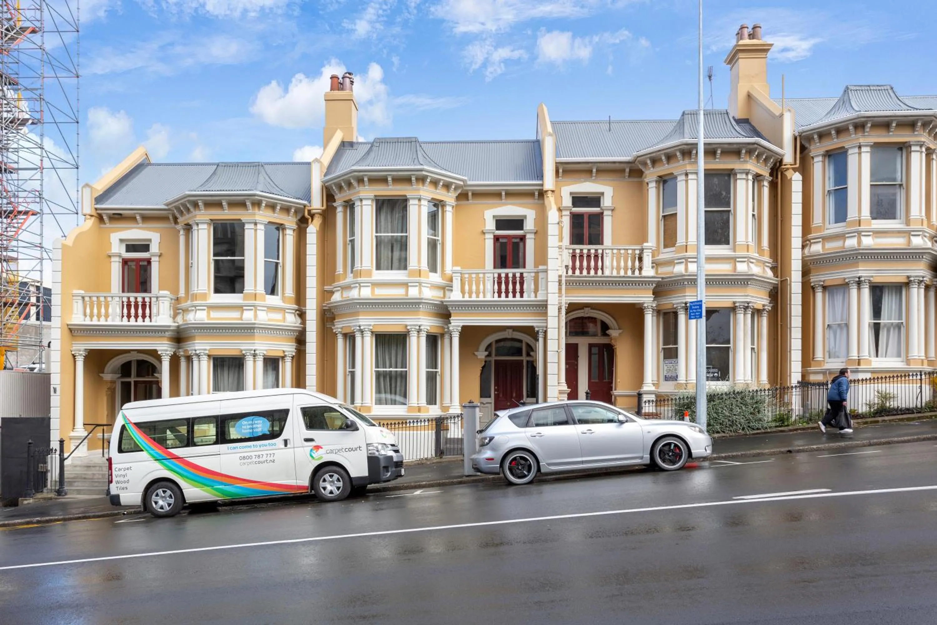 Luxury Apartment on Stuart