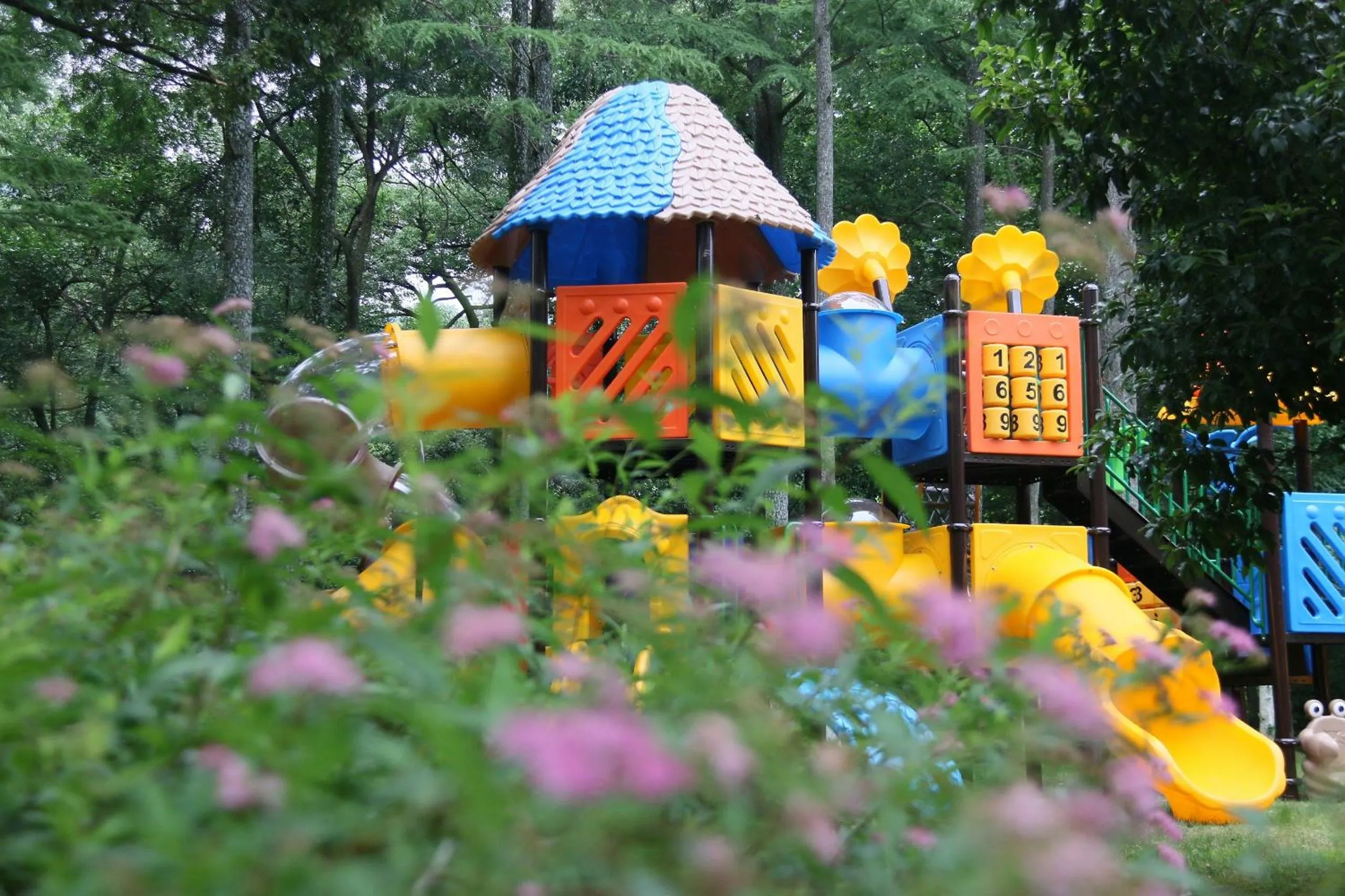 Children play ground in Millennium Resort Hangzhou