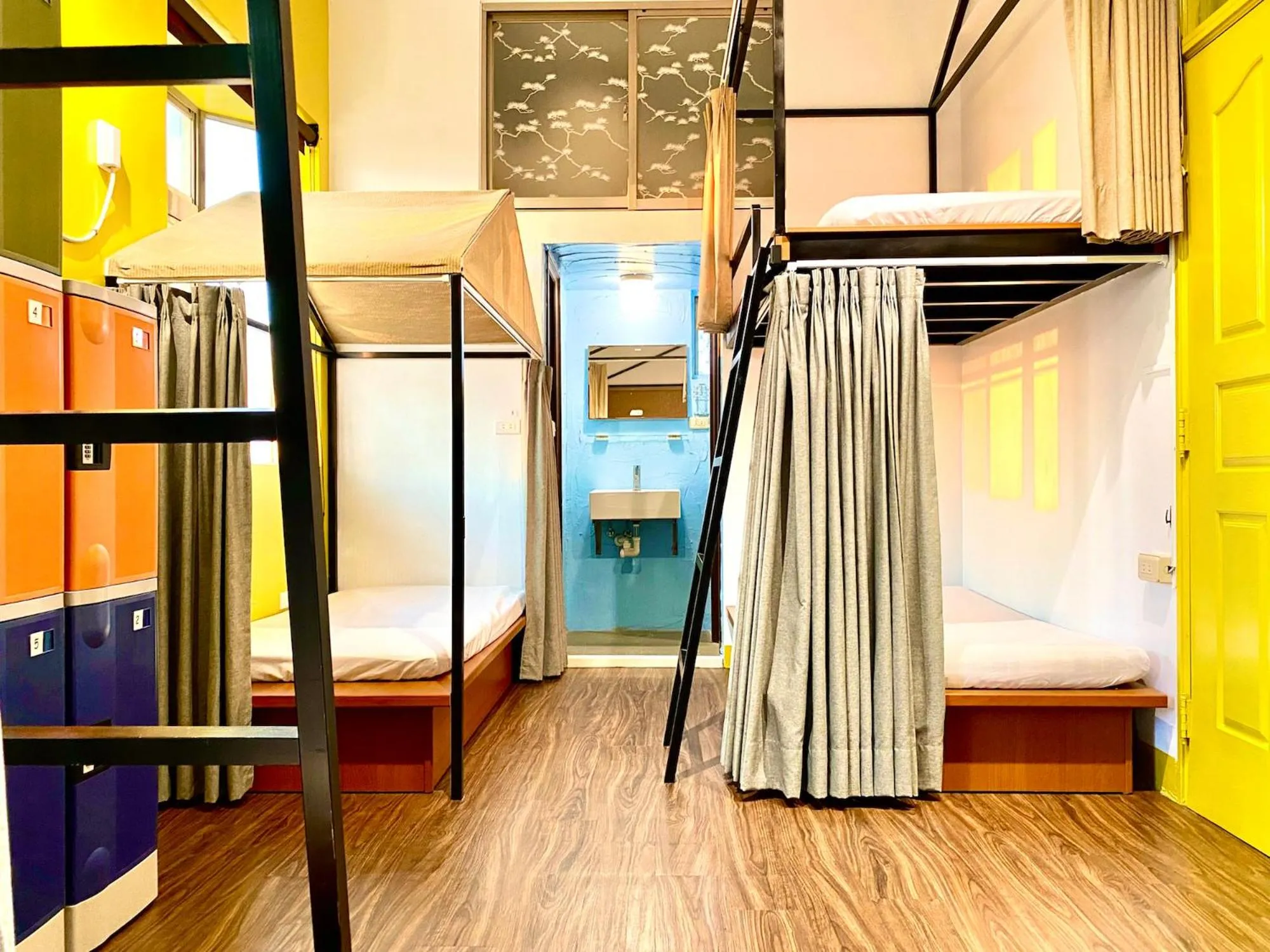 Photo of the whole room, Bed in 澎湖北吉光背包客民宿 Bayhouse Hostel Penghu