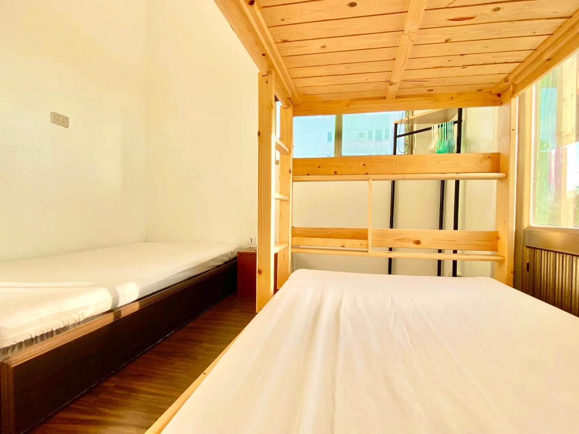 bunk bed, Bed in 澎湖北吉光背包客民宿 Bayhouse Hostel Penghu
