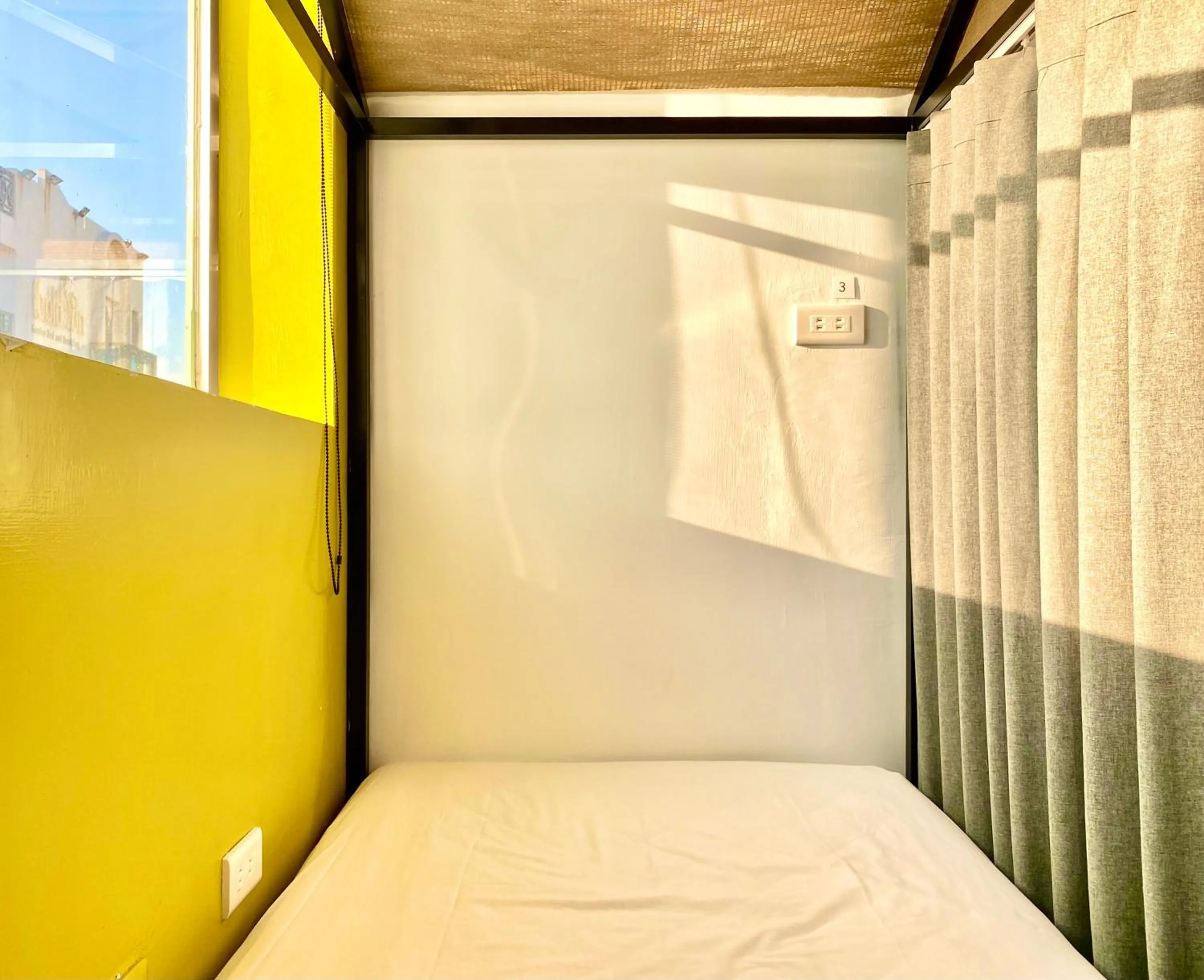 bunk bed, Bed in 澎湖北吉光背包客民宿 Bayhouse Hostel Penghu
