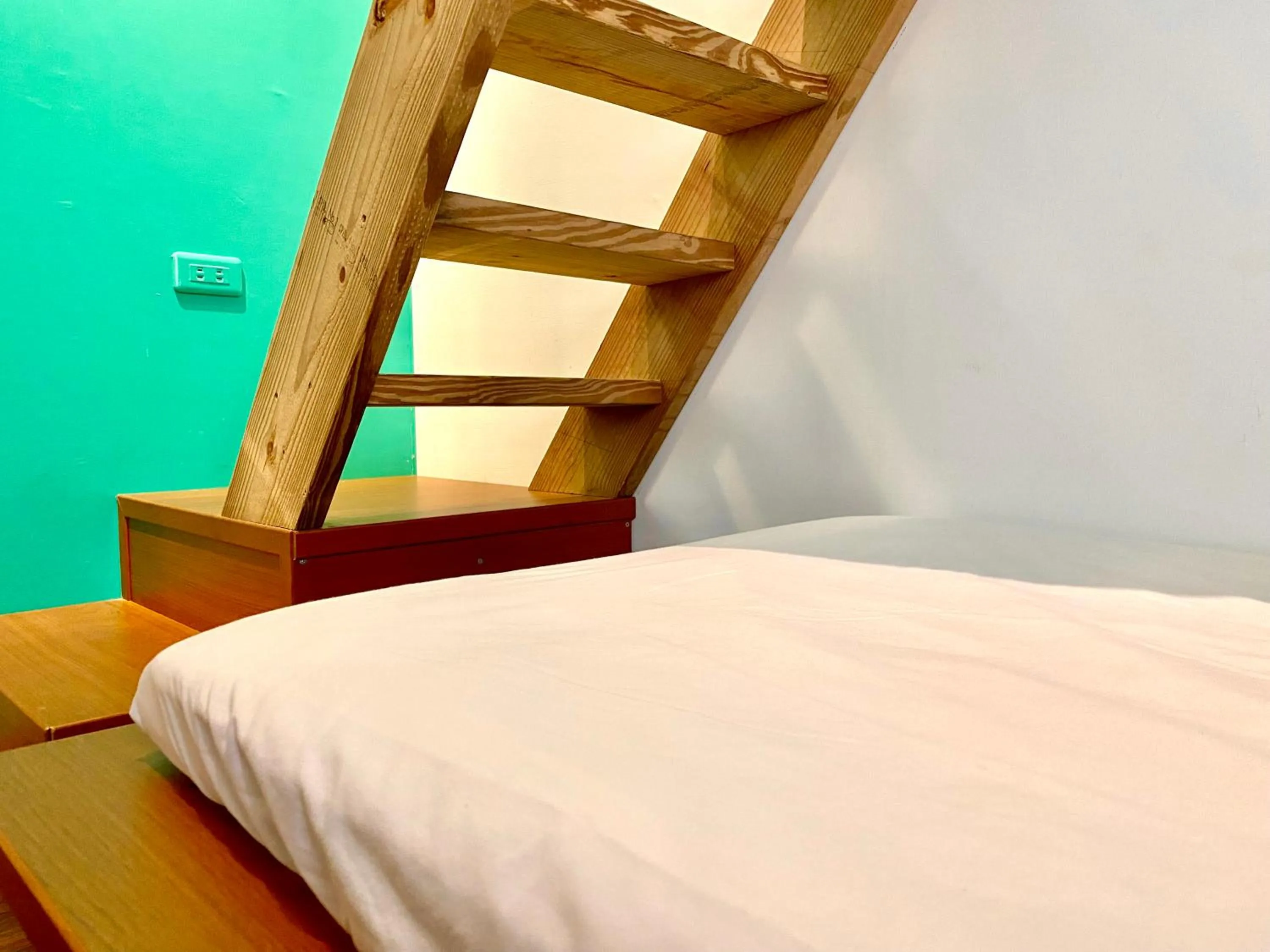 bunk bed, Bed in 澎湖北吉光背包客民宿 Bayhouse Hostel Penghu
