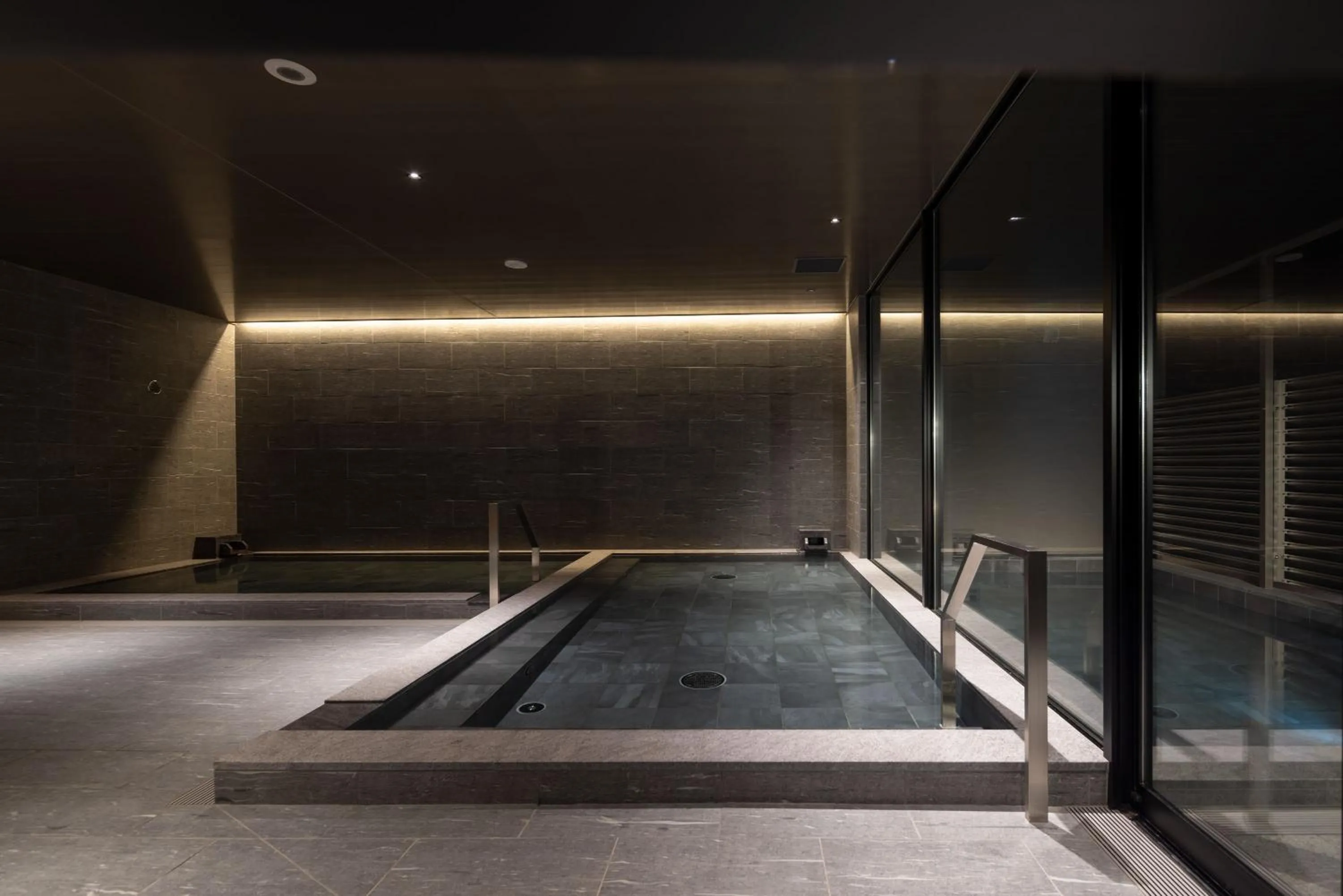 Public Bath in Minakami Onsen Aratashi Minakami