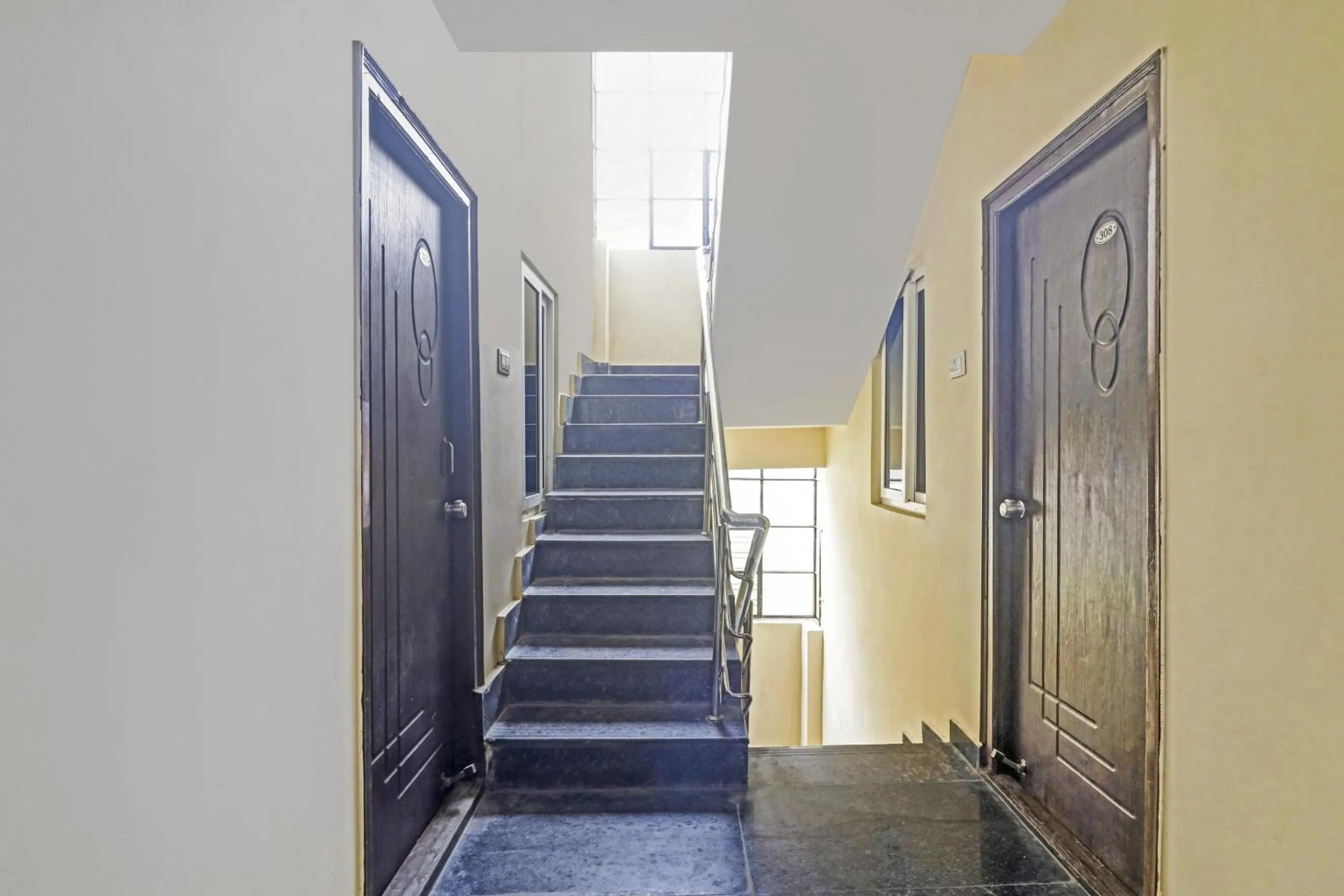 Lobby or reception in Super Hotel O Honey Heights Near Botanical Garden