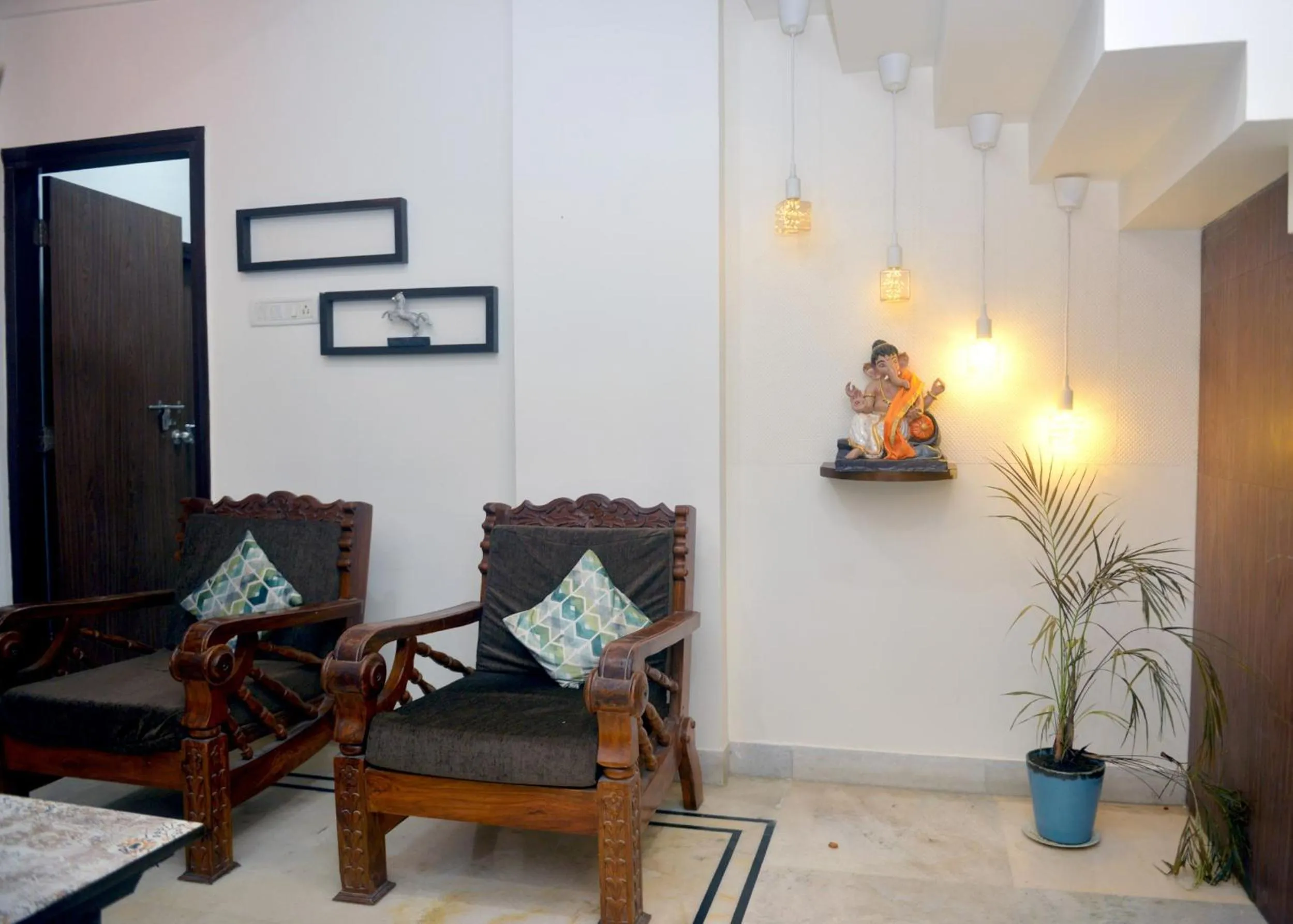 Seating area in Paradise Homestay Civil Lines