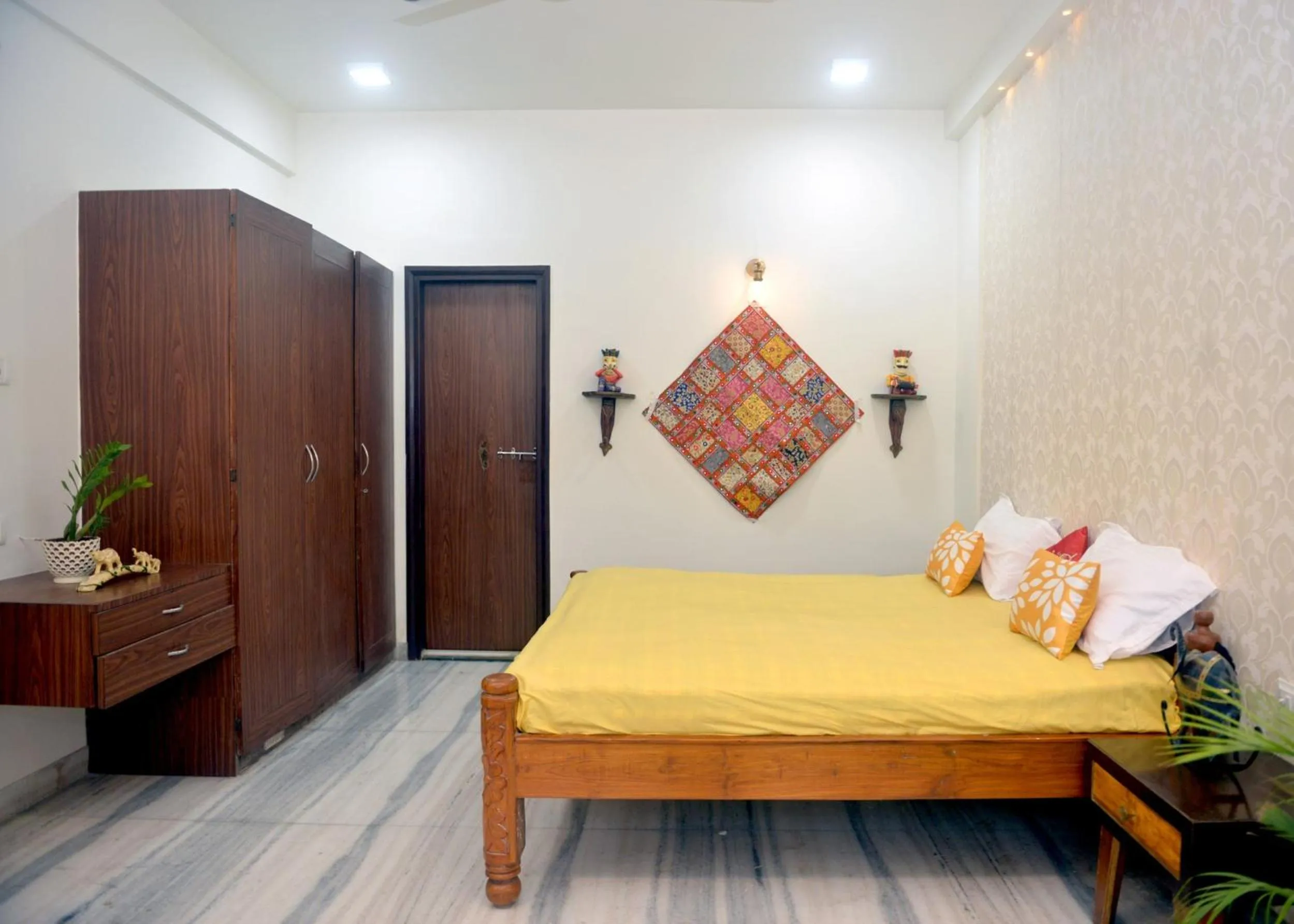 Bed in Paradise Homestay Civil Lines