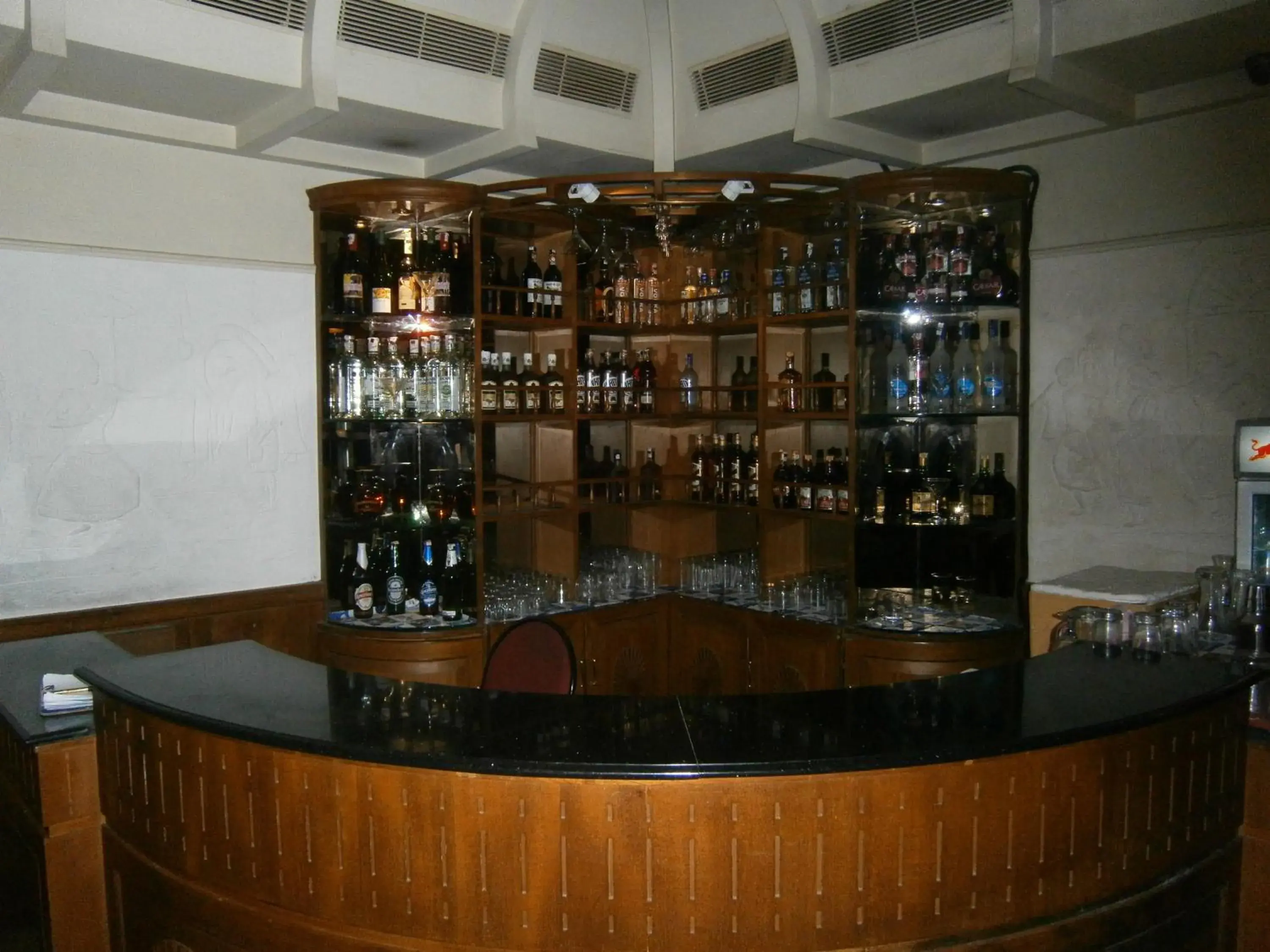 Lounge or bar in Quality Airport Hotels Lounge or bar in Quality Airport Hotels