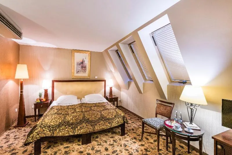 Photo of the whole room, Bed in Great Polonia Kraków Kazimierz