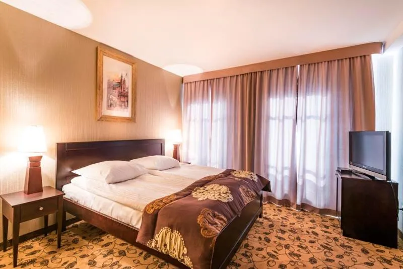 Photo of the whole room, Bed in Great Polonia Kraków Kazimierz