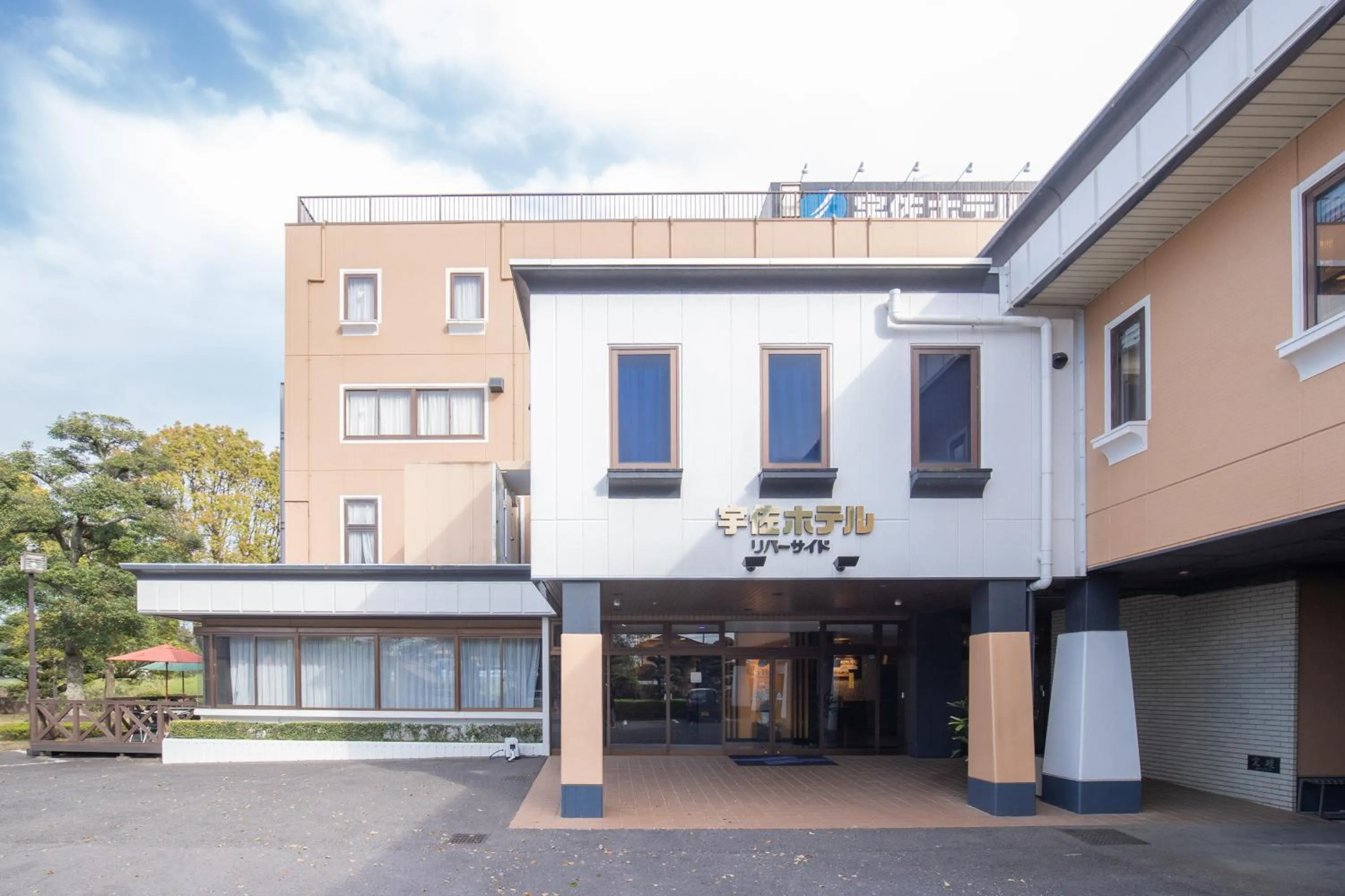Facade/entrance in Usa Hotel Riverside