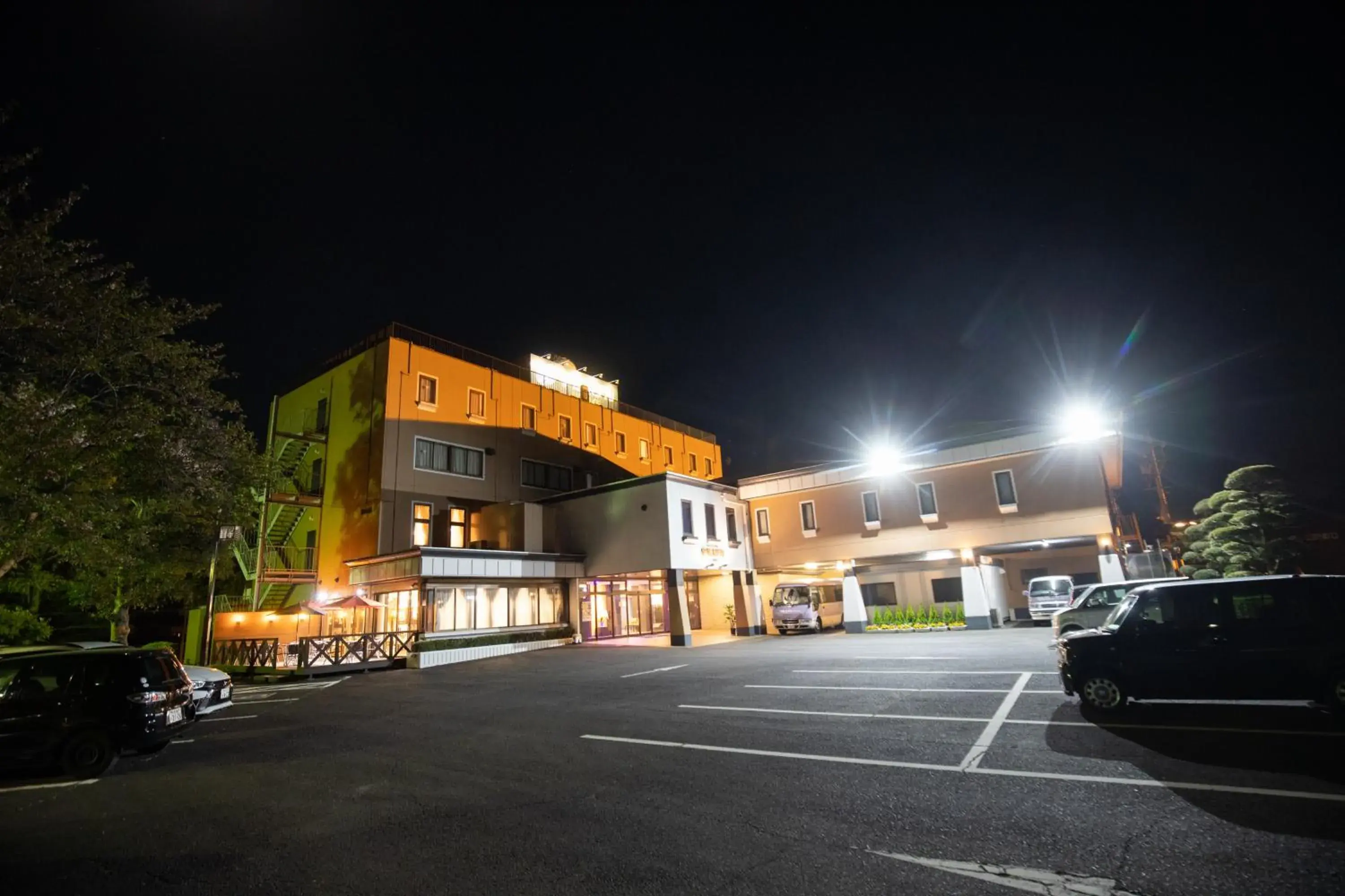 Property building in Usa Hotel Riverside Property building in Usa Hotel Riverside