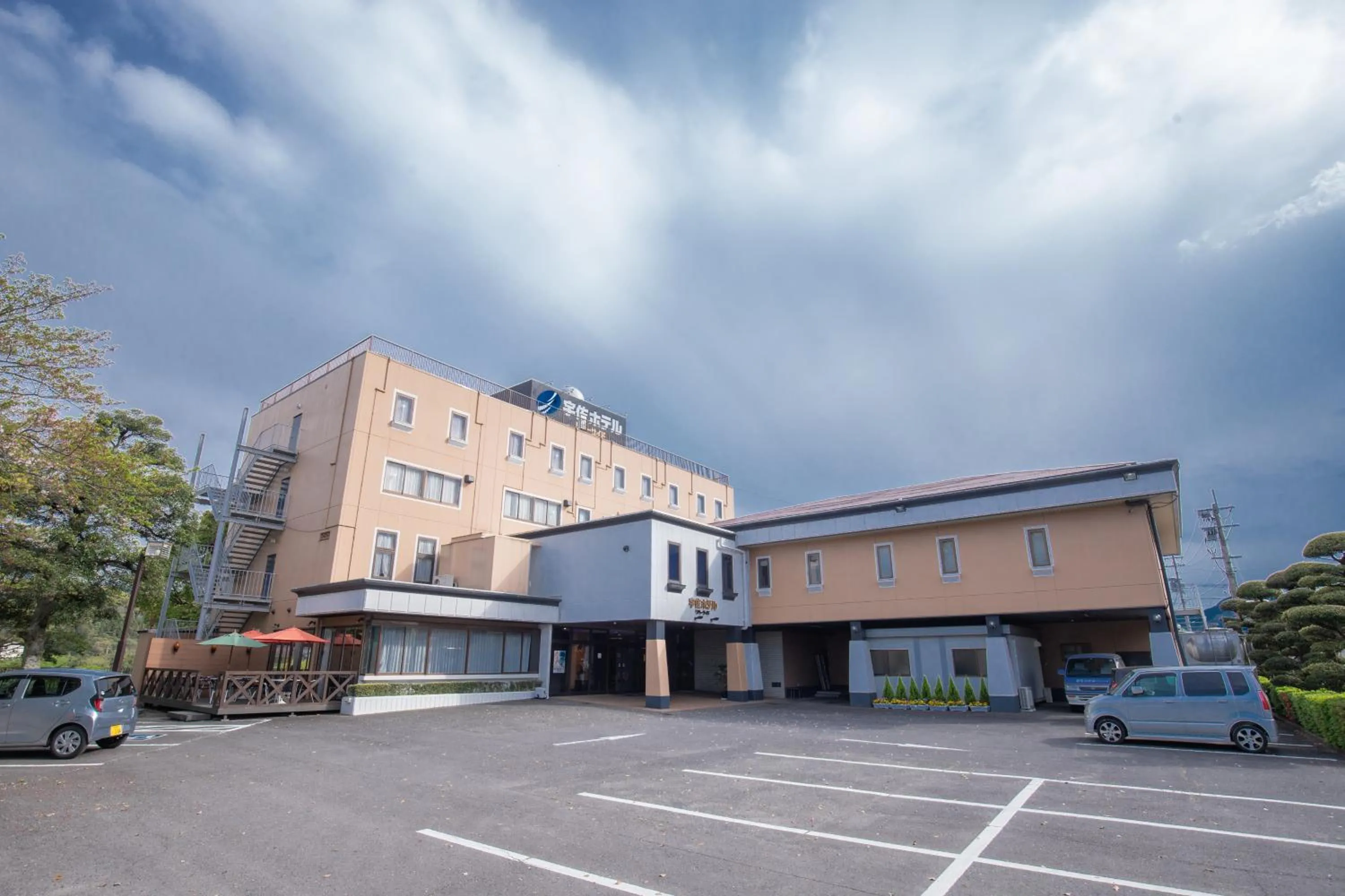 Property building in Usa Hotel Riverside