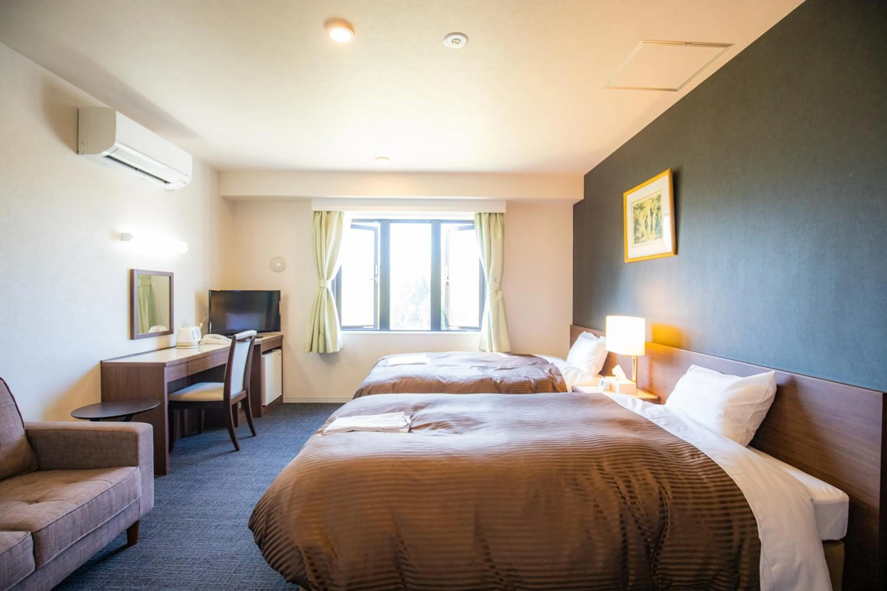 Photo of the whole room, Bed in Usa Hotel Riverside