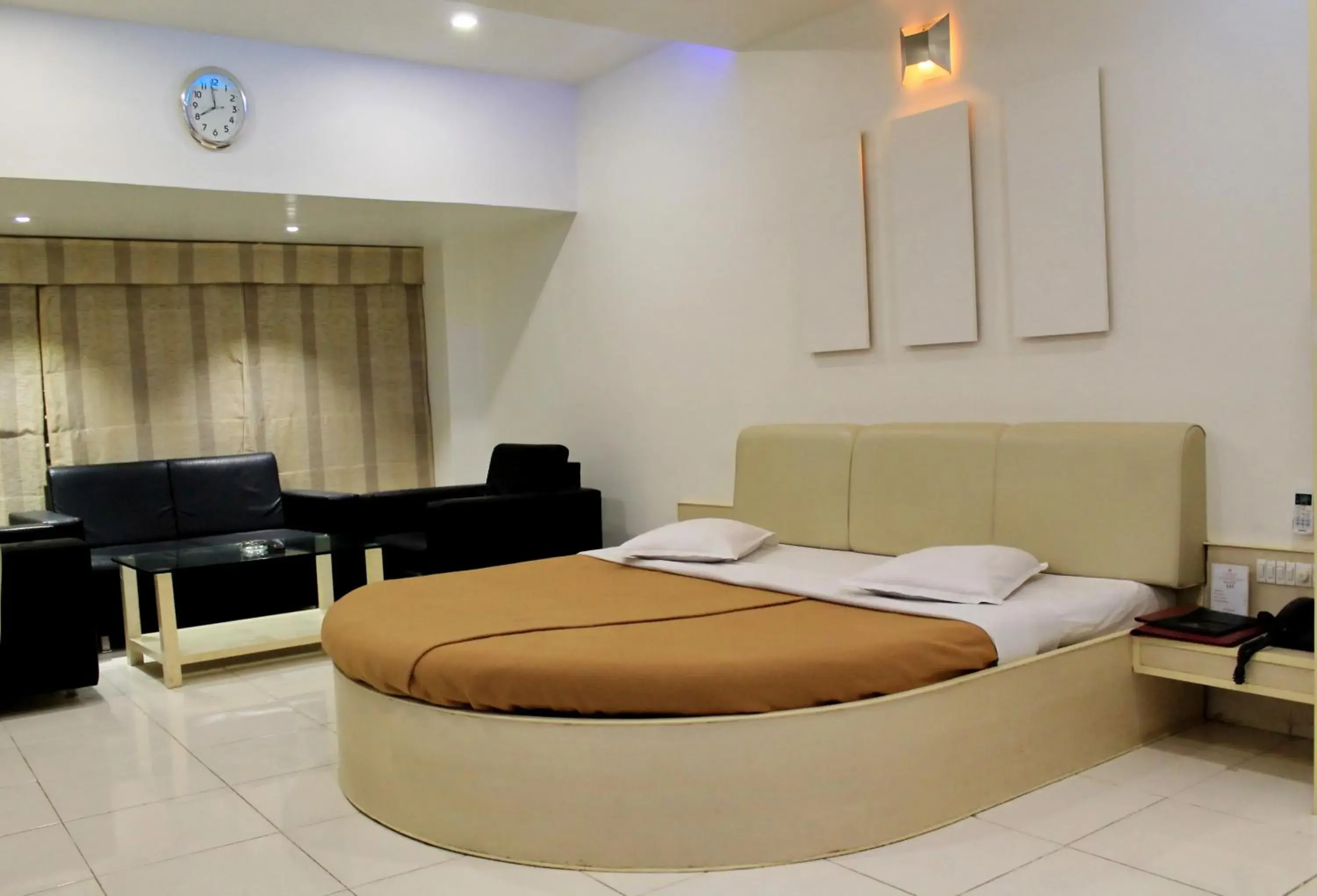 Executive Suite in Hotel Kuber Executive Suite in Hotel Kuber