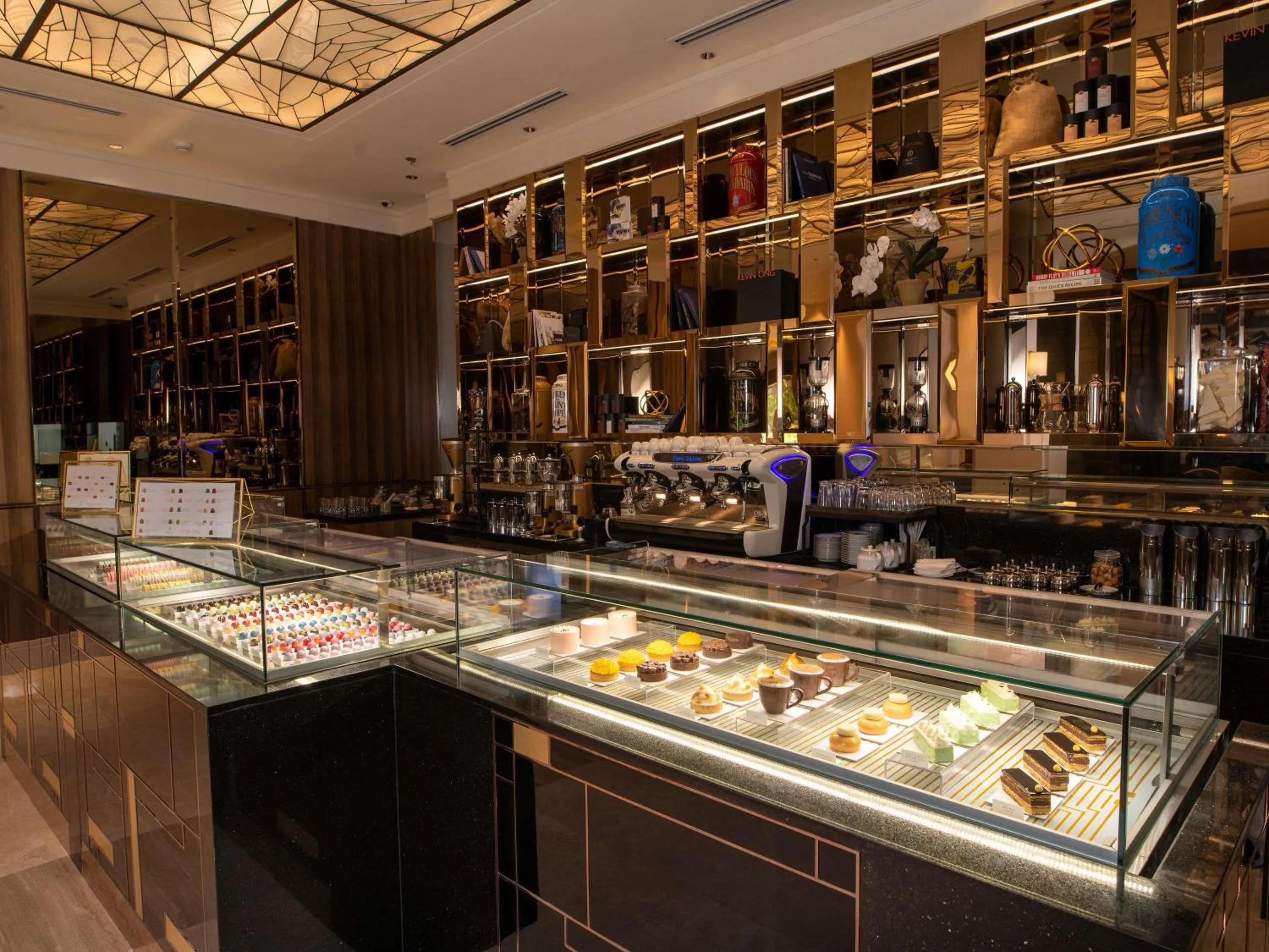 Restaurant/places to eat in Admiral Hotel Manila - MGallery Collection