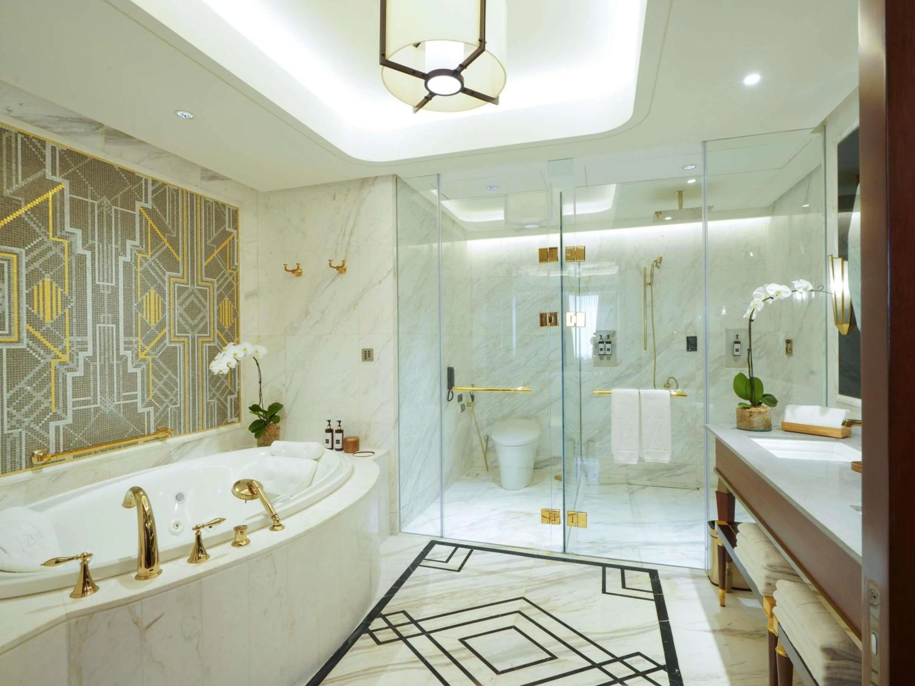 Bedroom in Admiral Hotel Manila - MGallery Collection