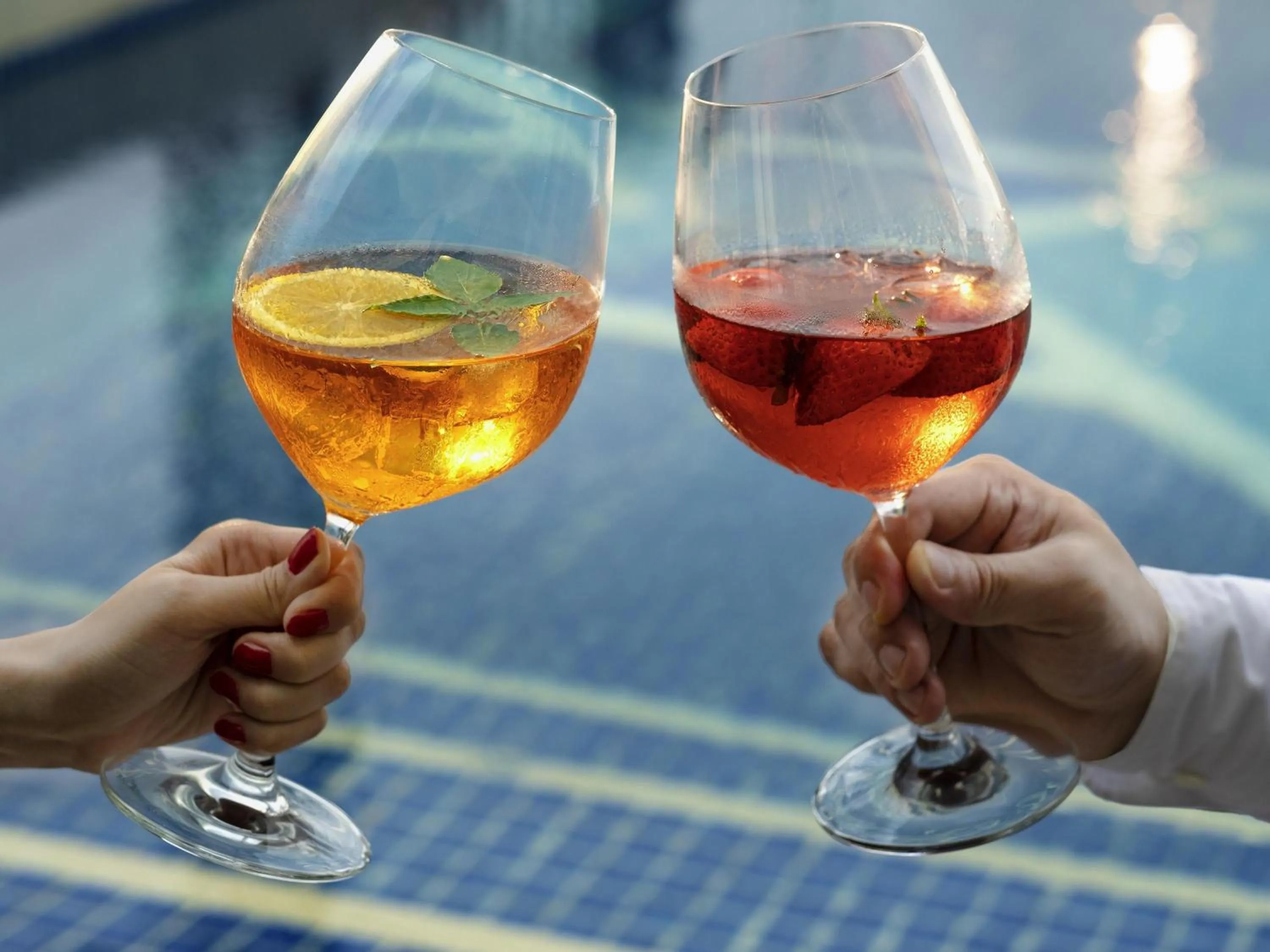 Lounge or bar in Admiral Hotel Manila - MGallery Collection