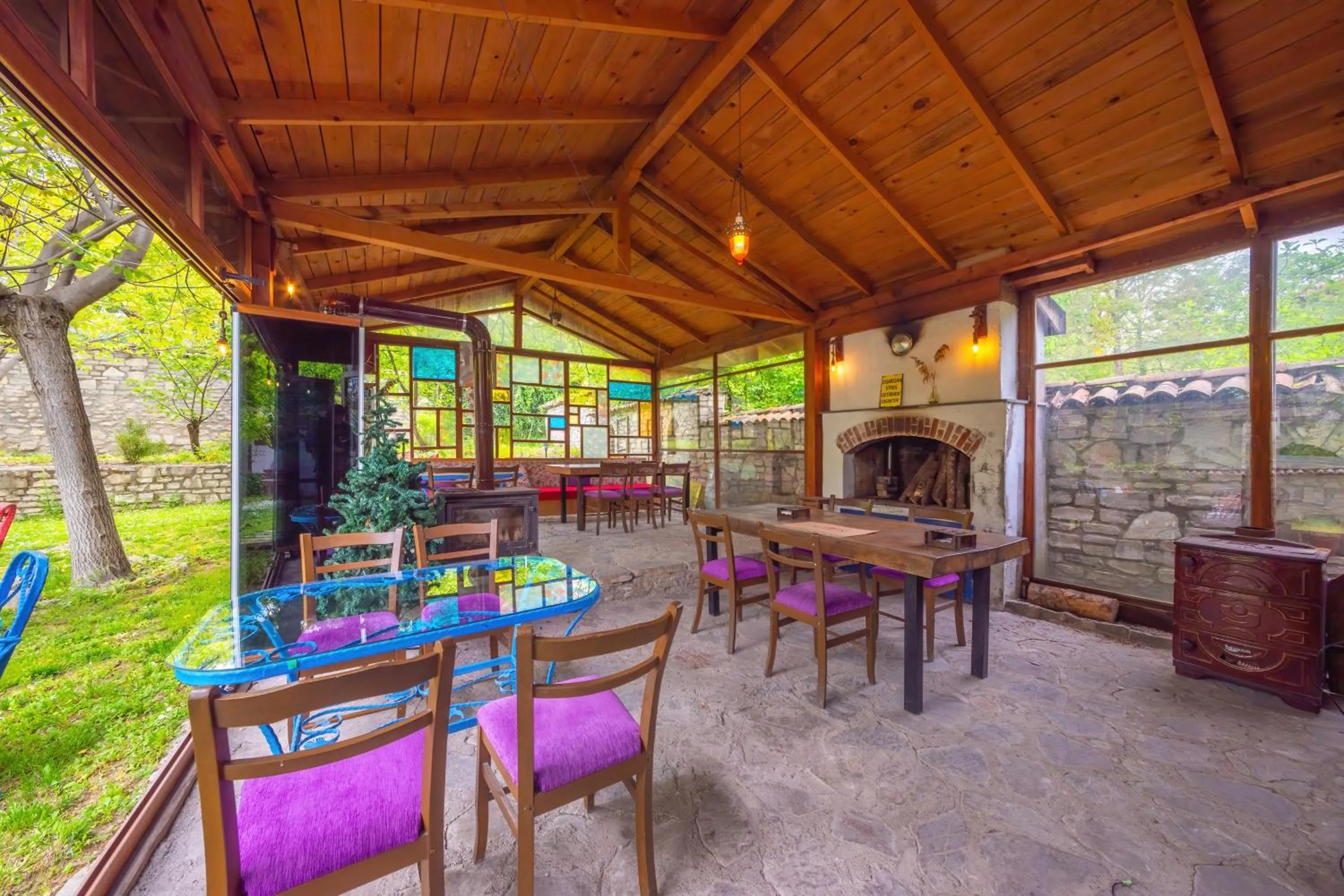 Seating area in Şerbetçi Garden Konak