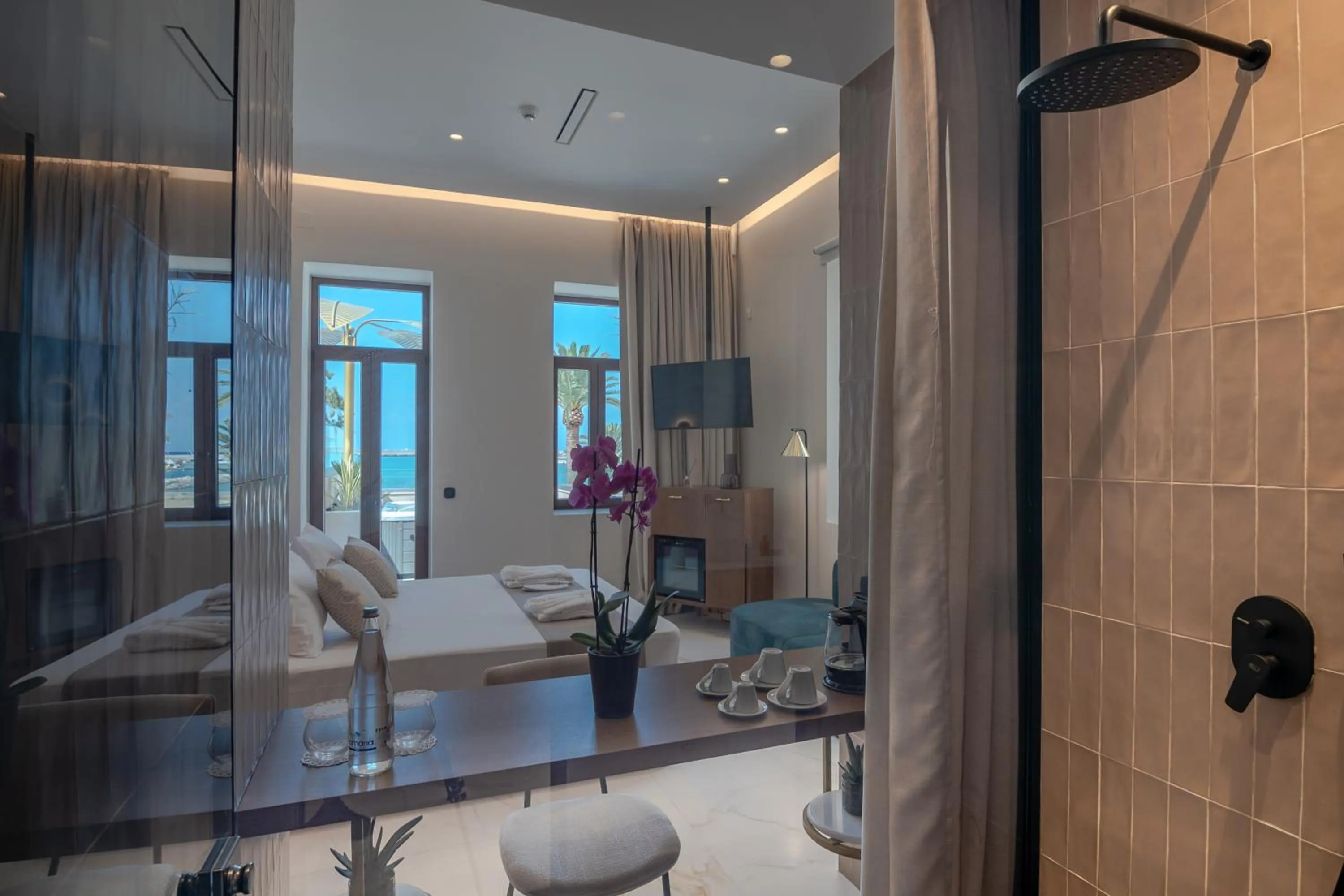 Shower in Omma Suites