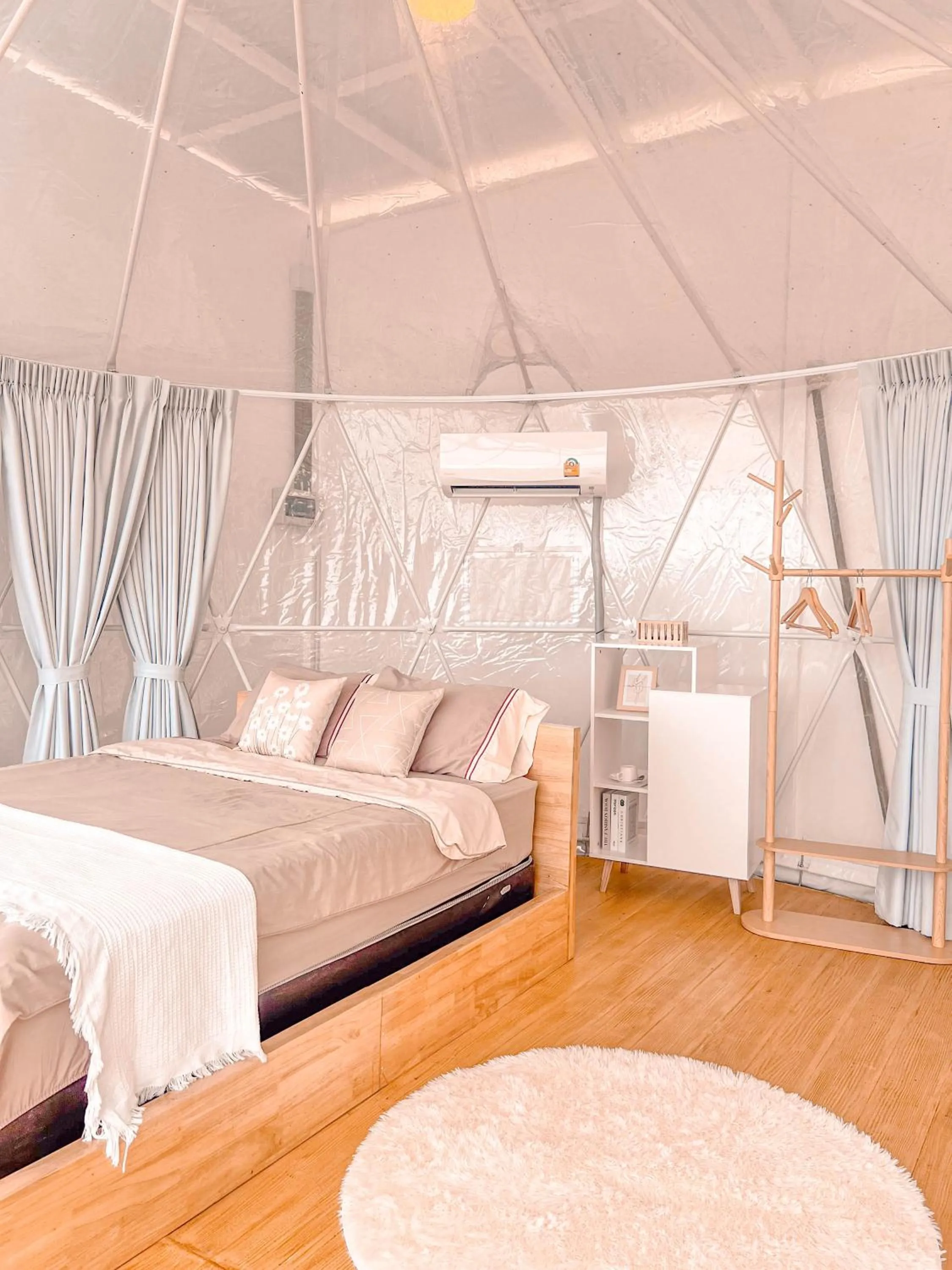 Bed in ม่อนชาพาเพลิน ม่อนแจ่ม Monchapaplearn Monjam