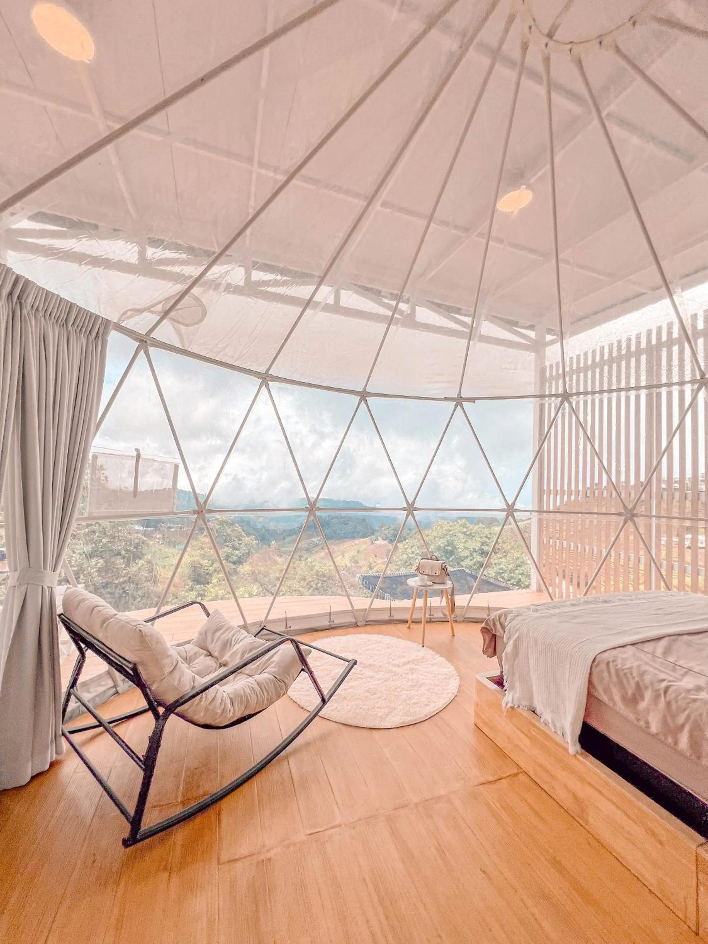 Bed in ม่อนชาพาเพลิน ม่อนแจ่ม Monchapaplearn Monjam