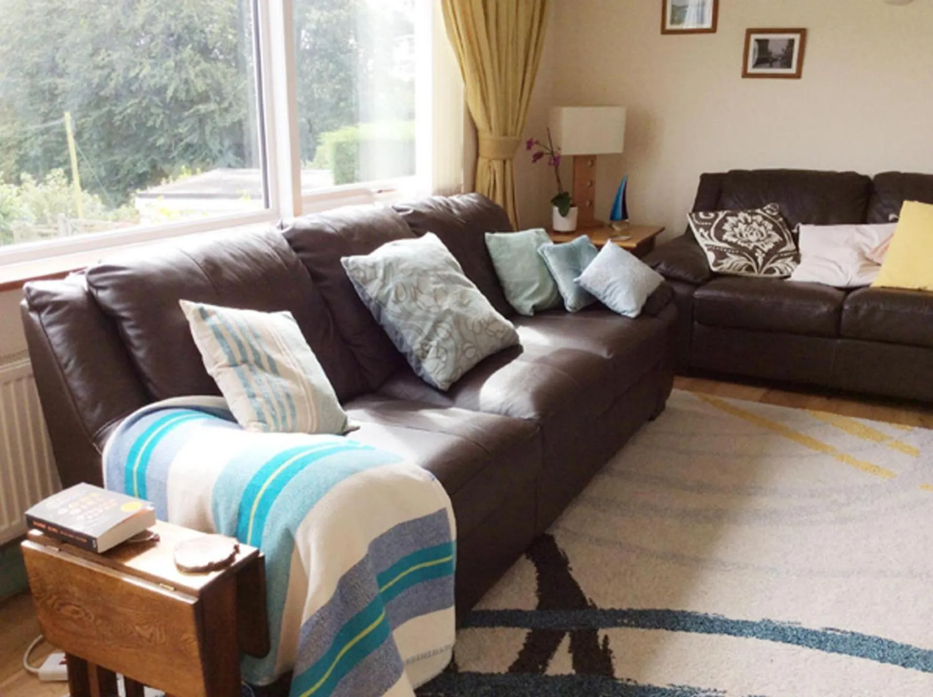 Detached House 2 Bed Sleeps 4 Parking