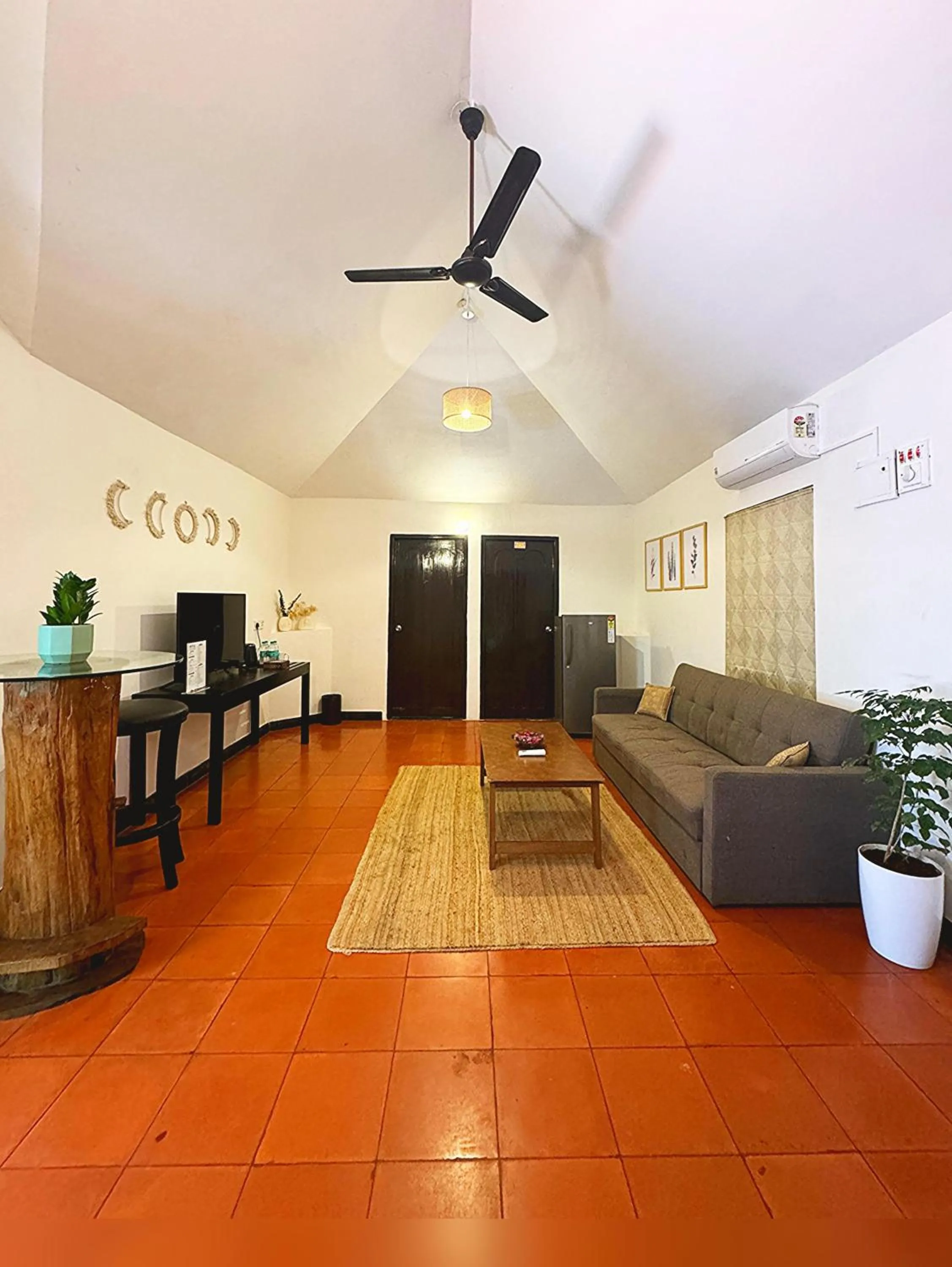 Living room in BRICK CASTLE