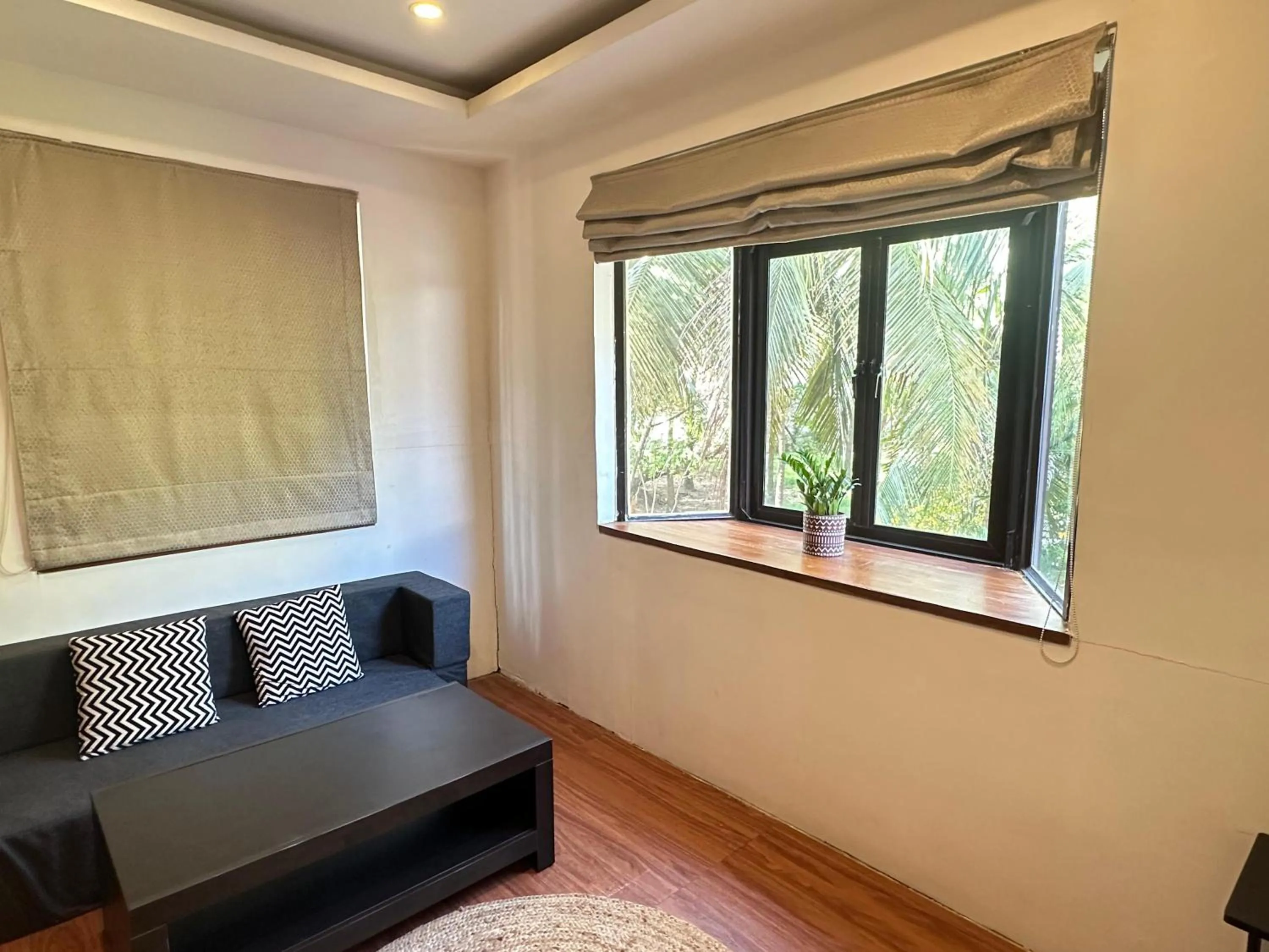 Living room in BRICK CASTLE