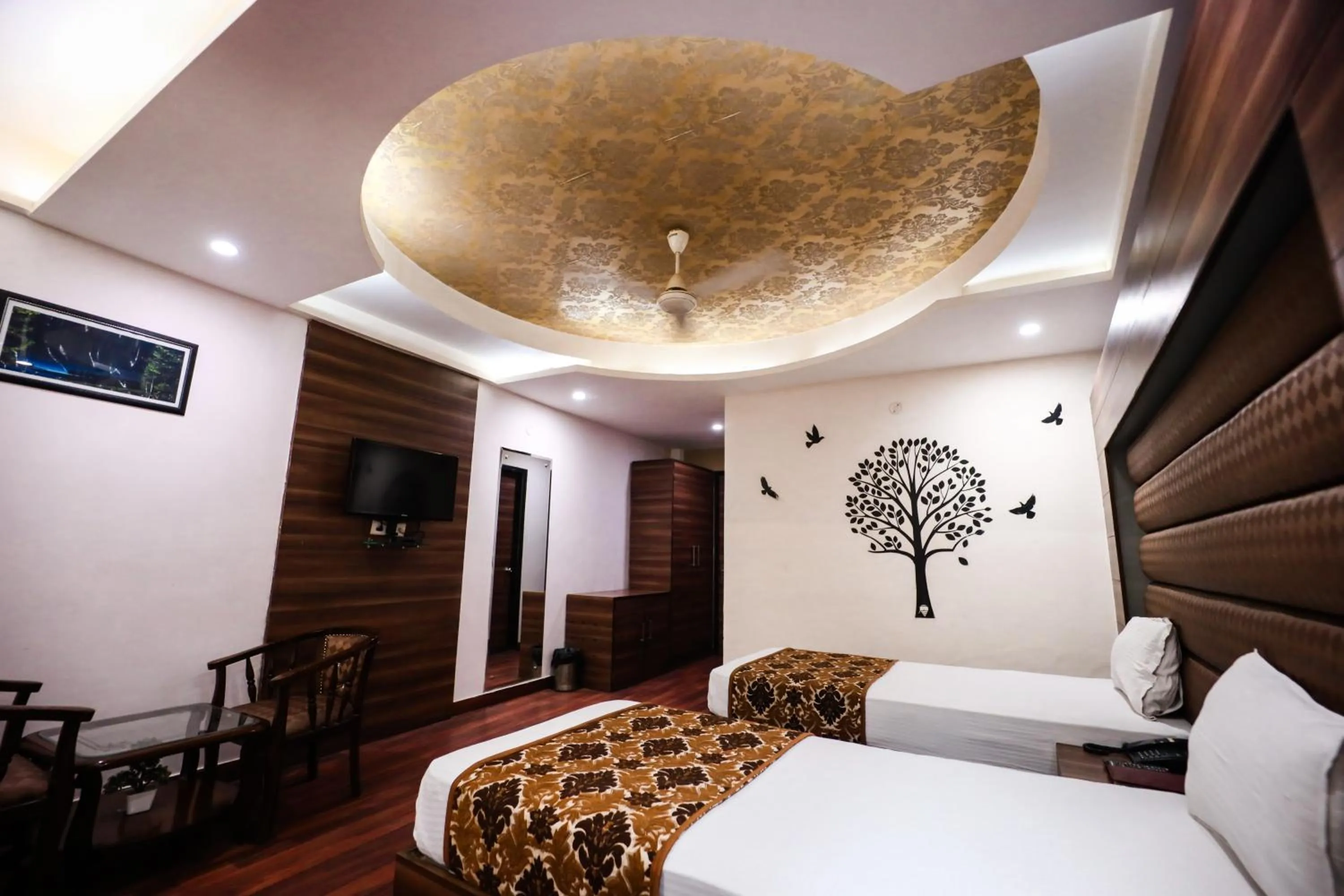 Bedroom, Bed in HOMANSH GALAXY HOTEL