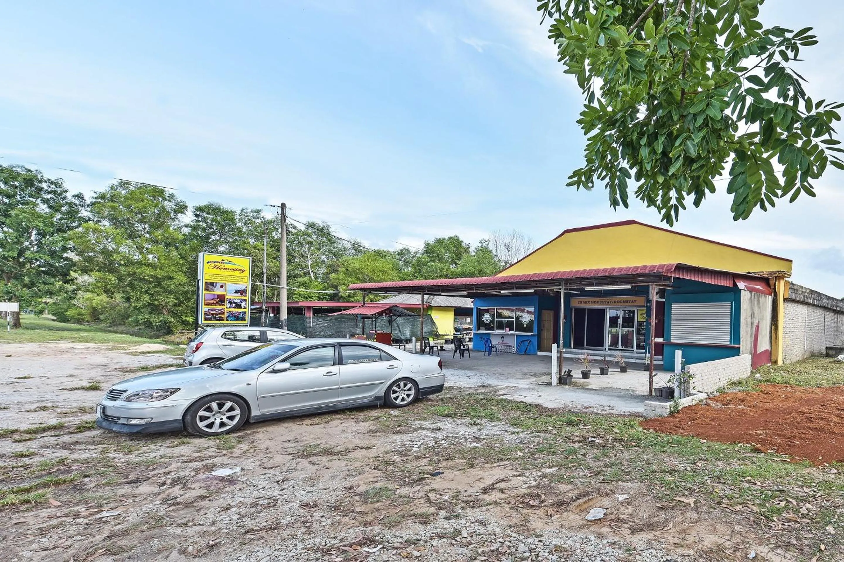 Facade/entrance in Hotel O Zn Mix Homestay & Roomstay