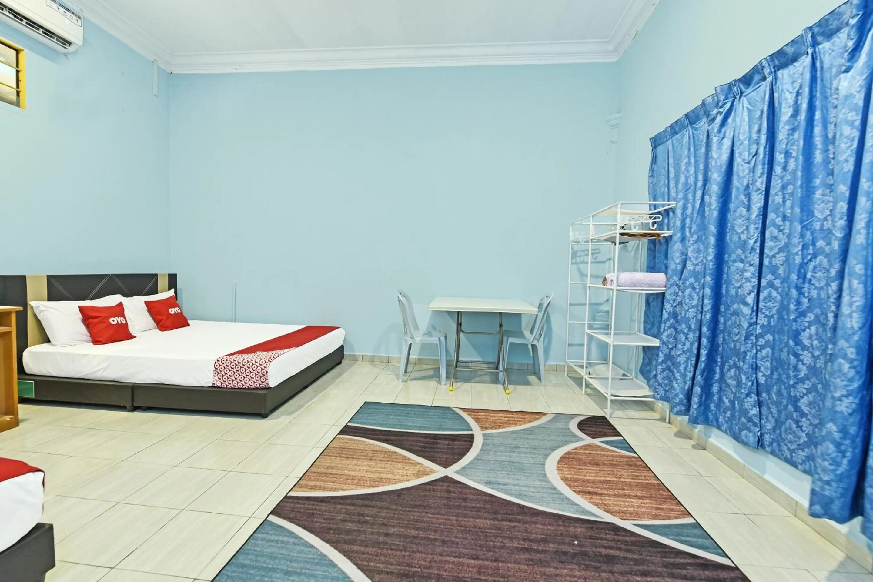 Bedroom, Bed in Hotel O Zn Mix Homestay & Roomstay