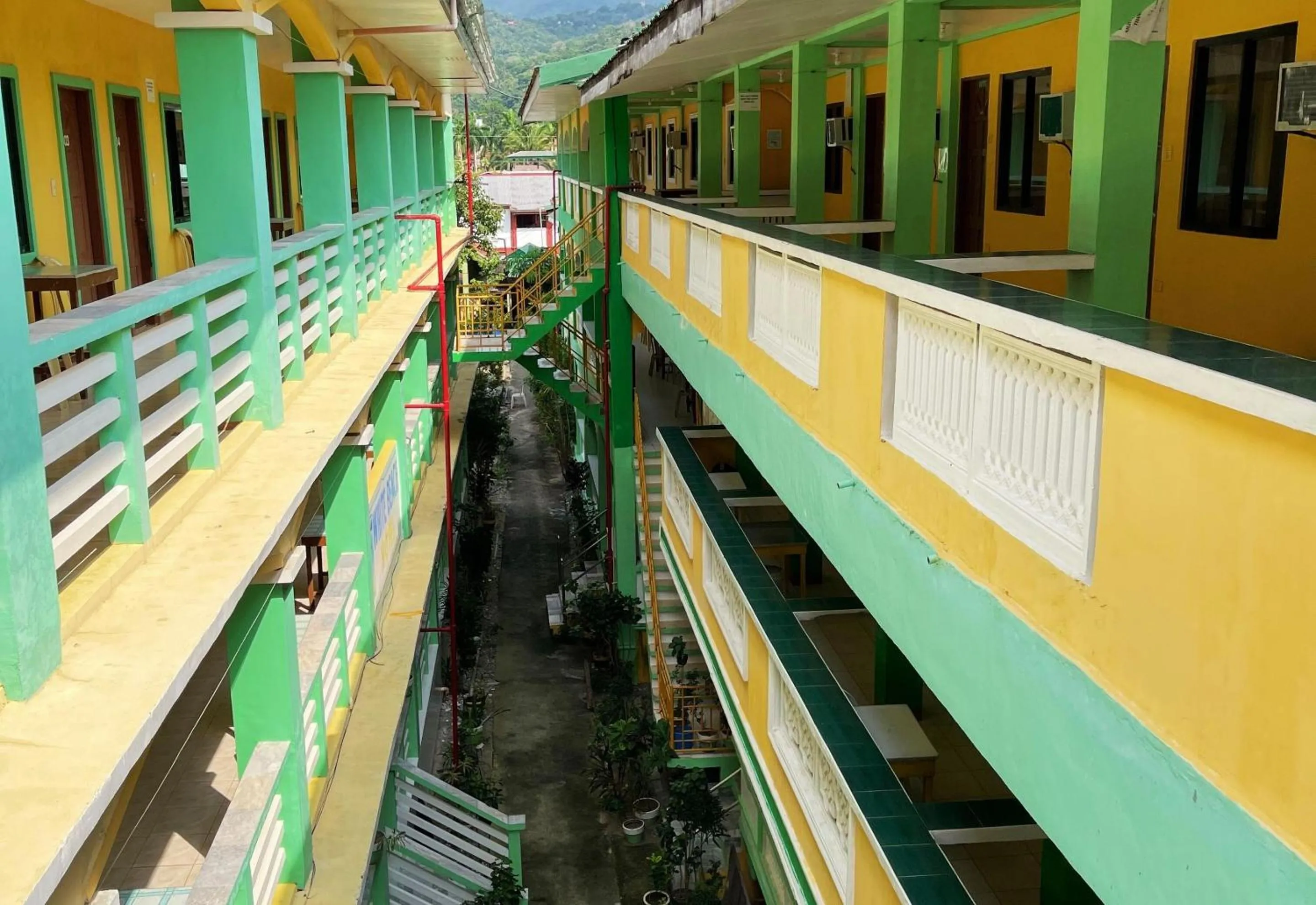 White Beach Hotel Puerto Galera powered by Cocotel