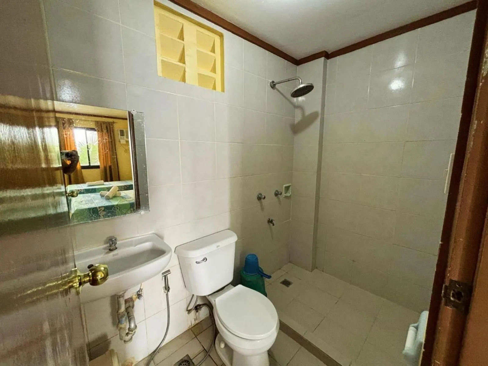 White Beach Hotel Puerto Galera powered by Cocotel