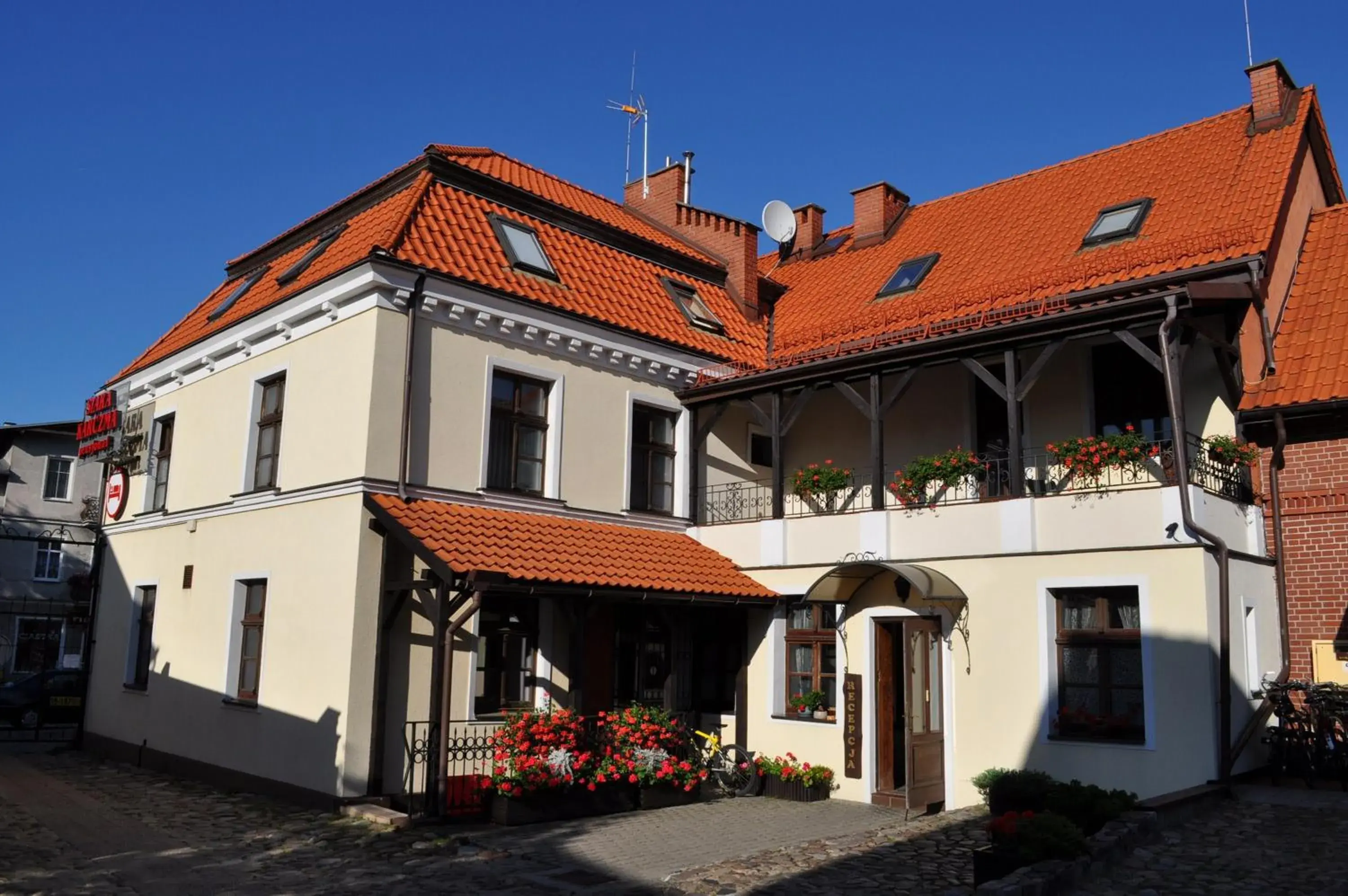 Facade/entrance in Oliwa Park Residence Facade/entrance in Oliwa Park Residence