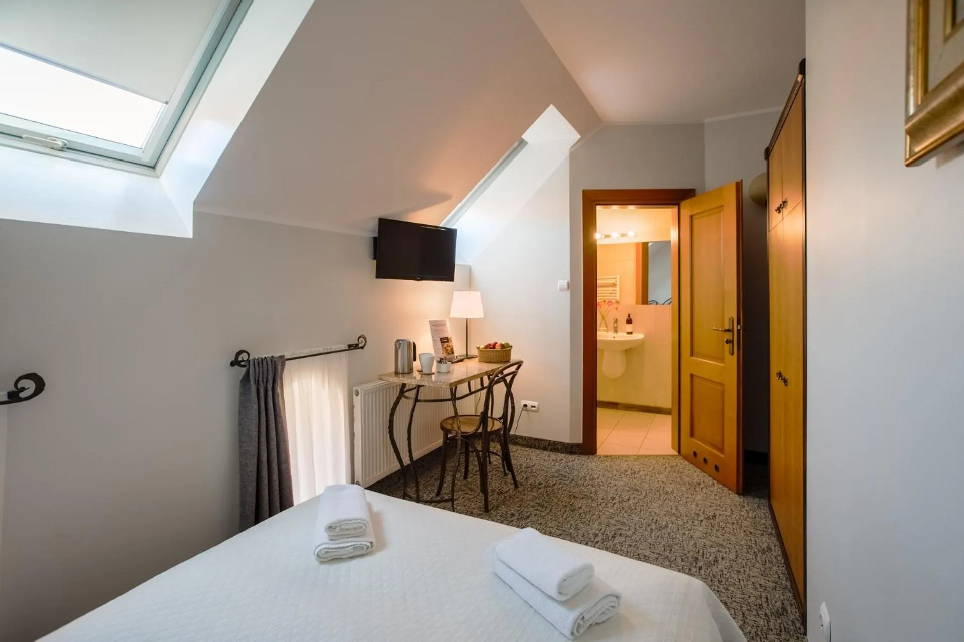 Photo of the whole room, Bed in Oliwa Park Residence