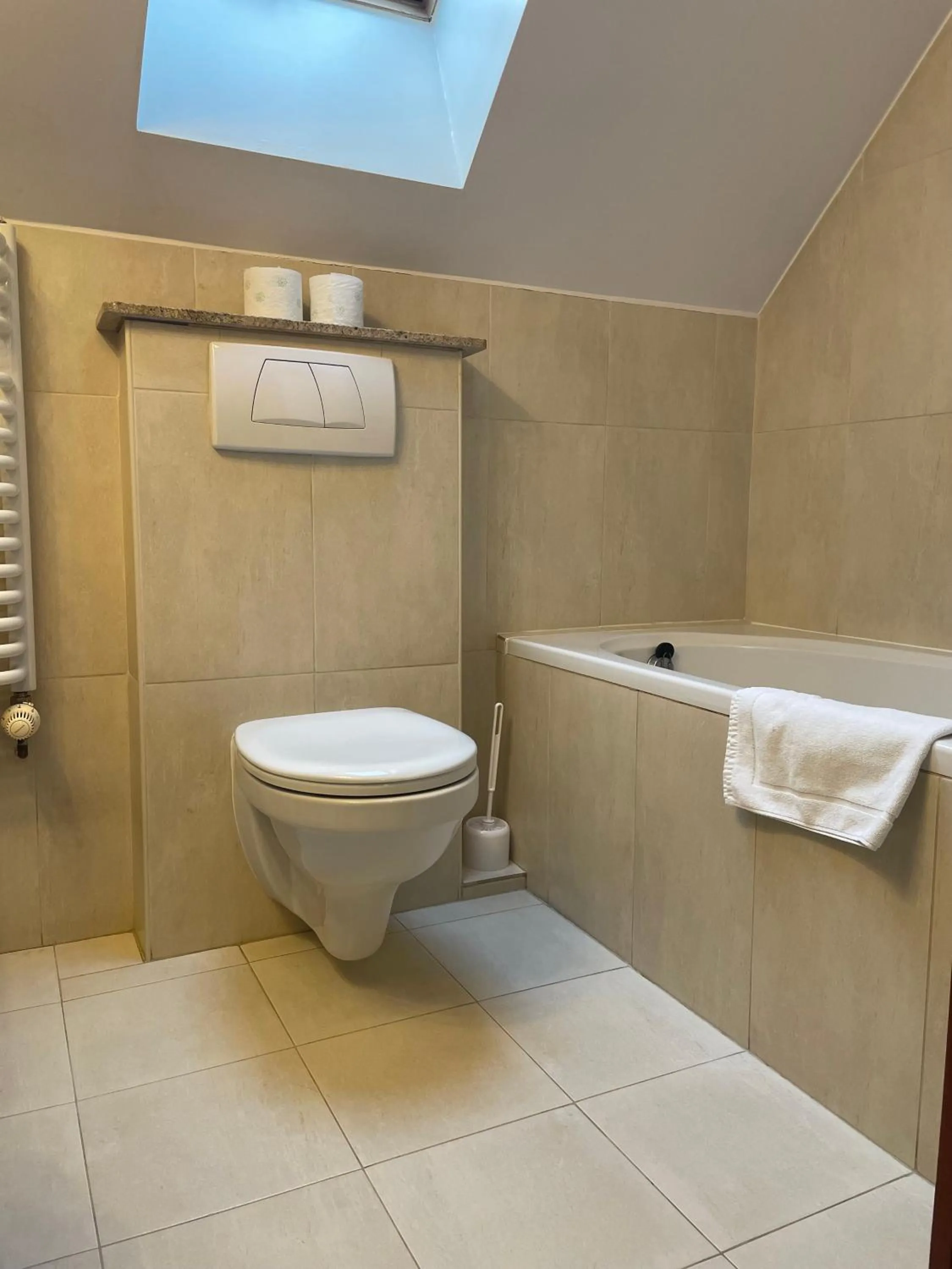 Bathroom in Oliwa Park Residence