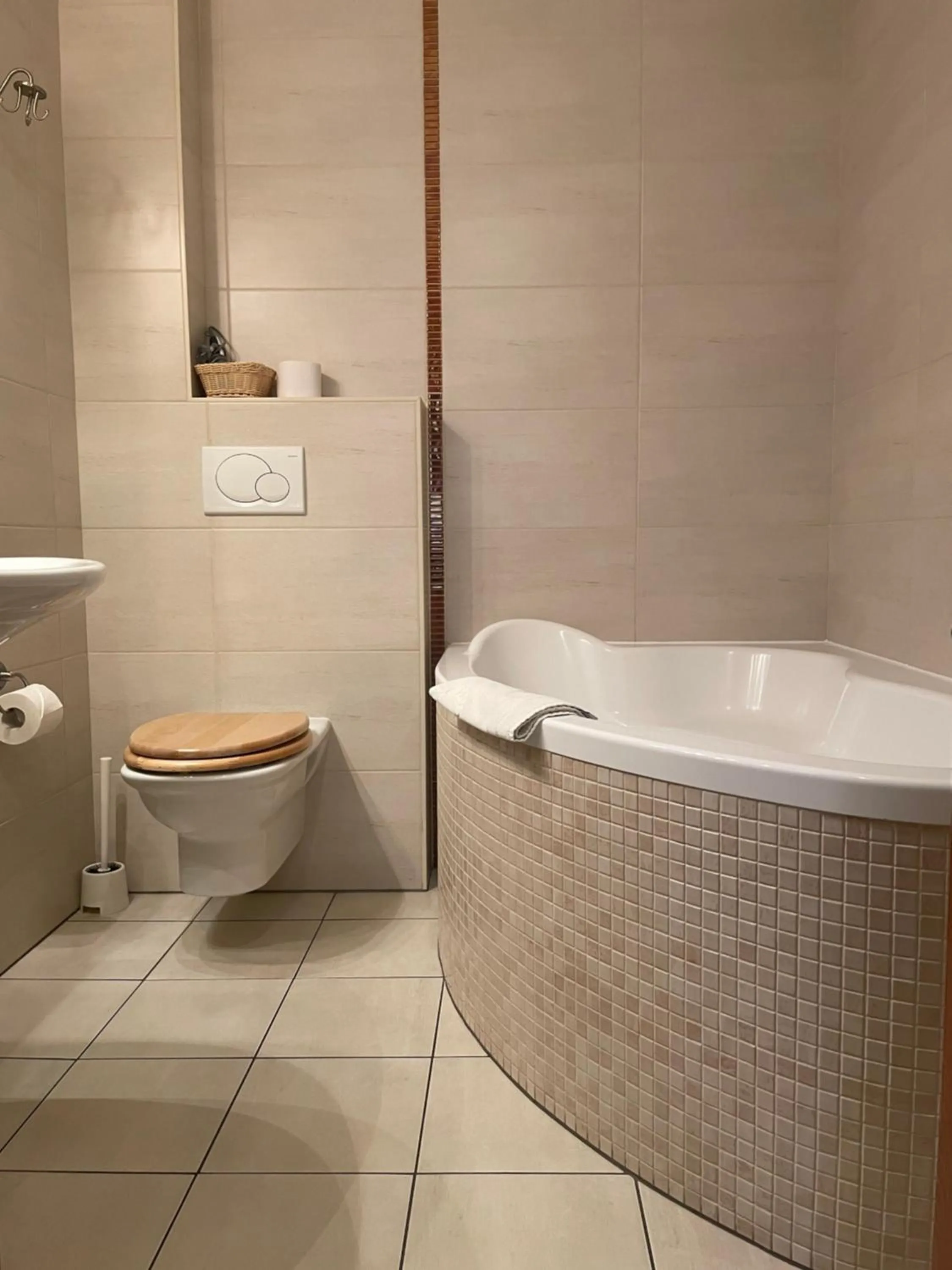 Bathroom in Oliwa Park Residence