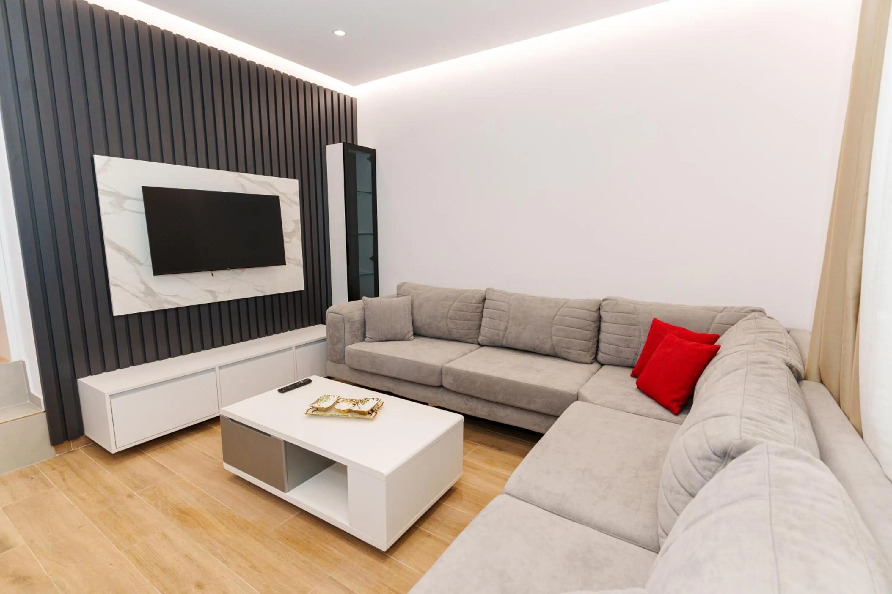 TV and multimedia in Belmond Hotel